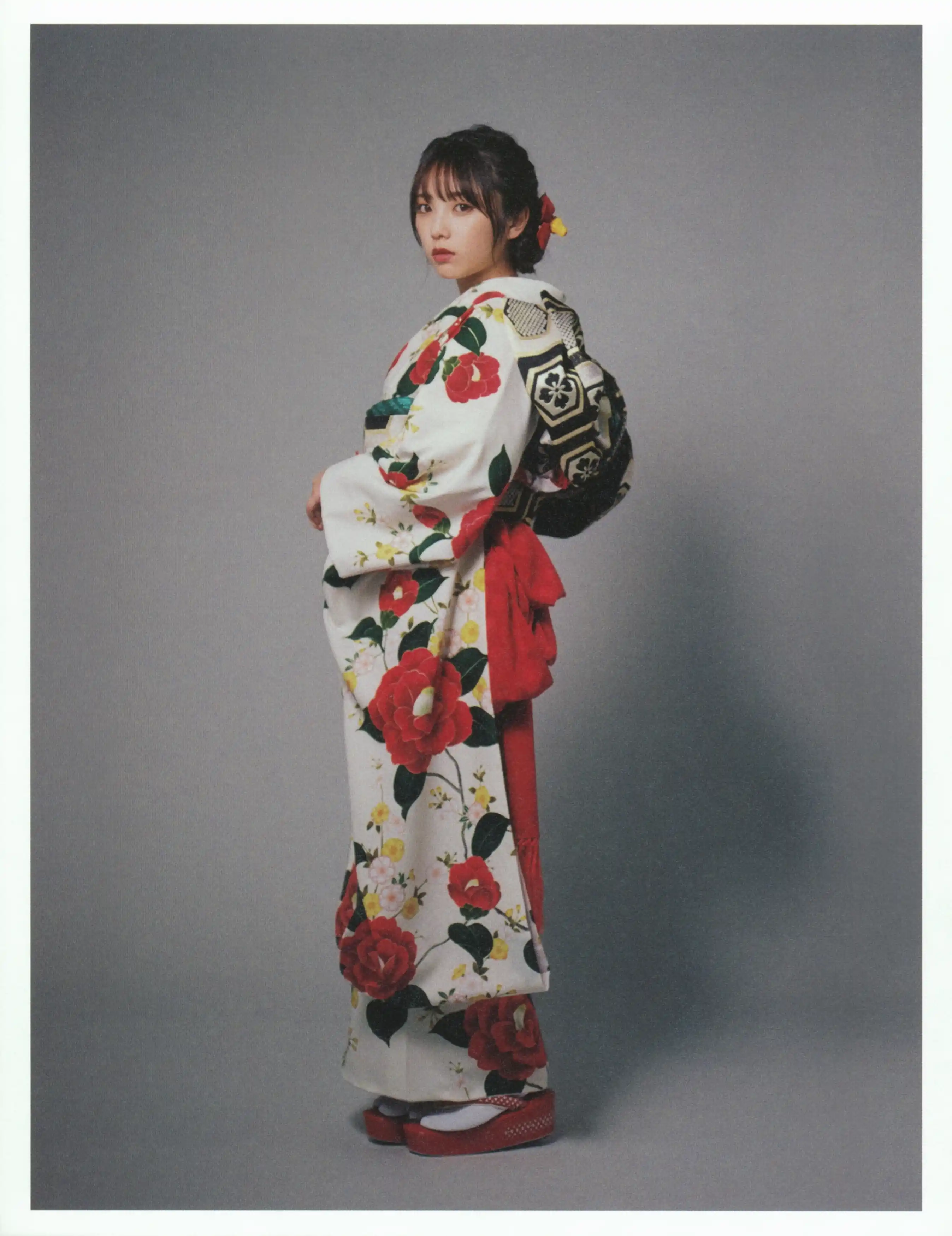 乃团无损 2020.03.10 与田祐希2nd写真集 無口な時間+Bonus (ohisama scan version) [163P 1.34 GB]
