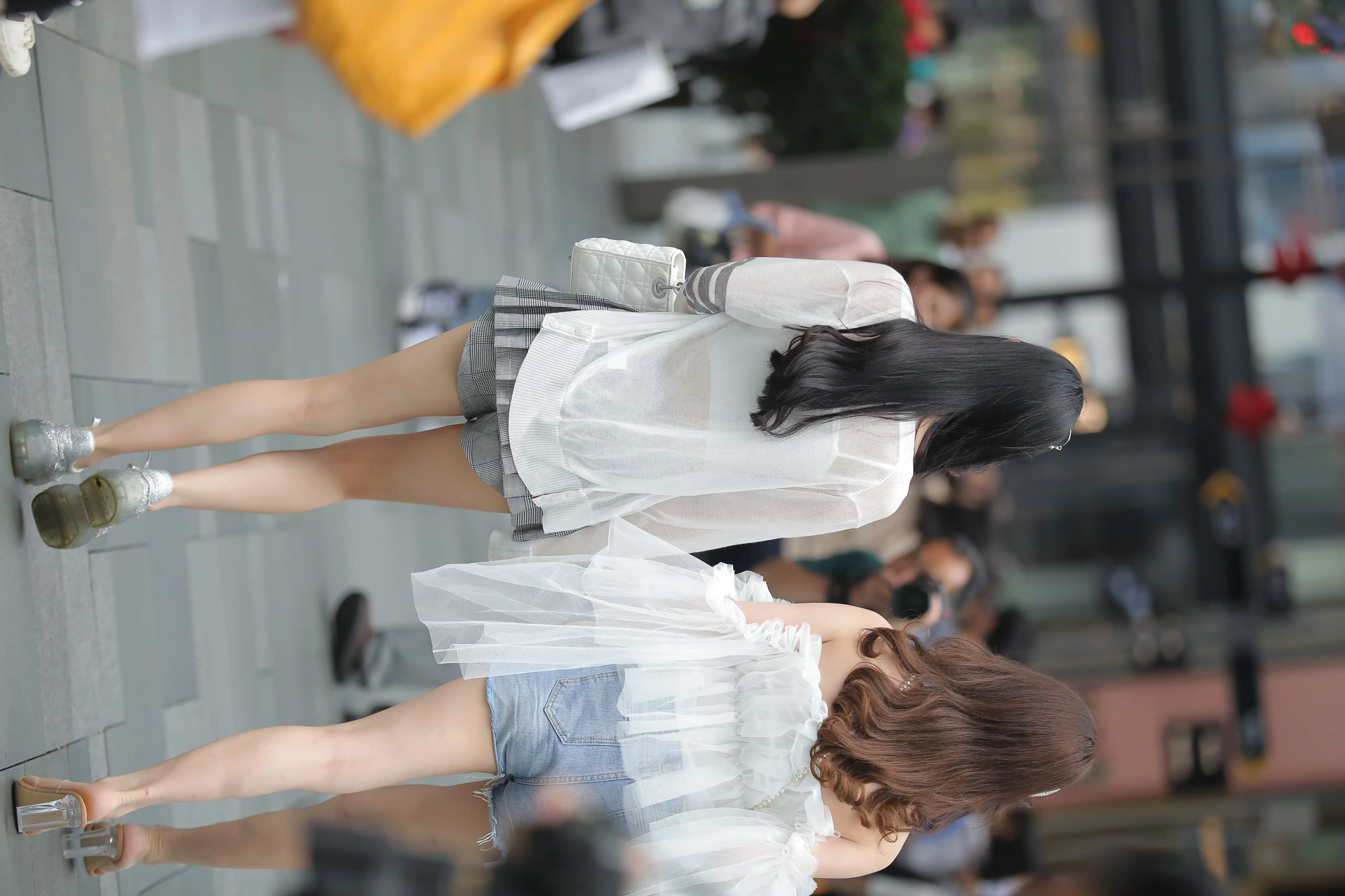 精选街拍 NO.180 美腿闺蜜 [24P 216.60 MB] - 第3张