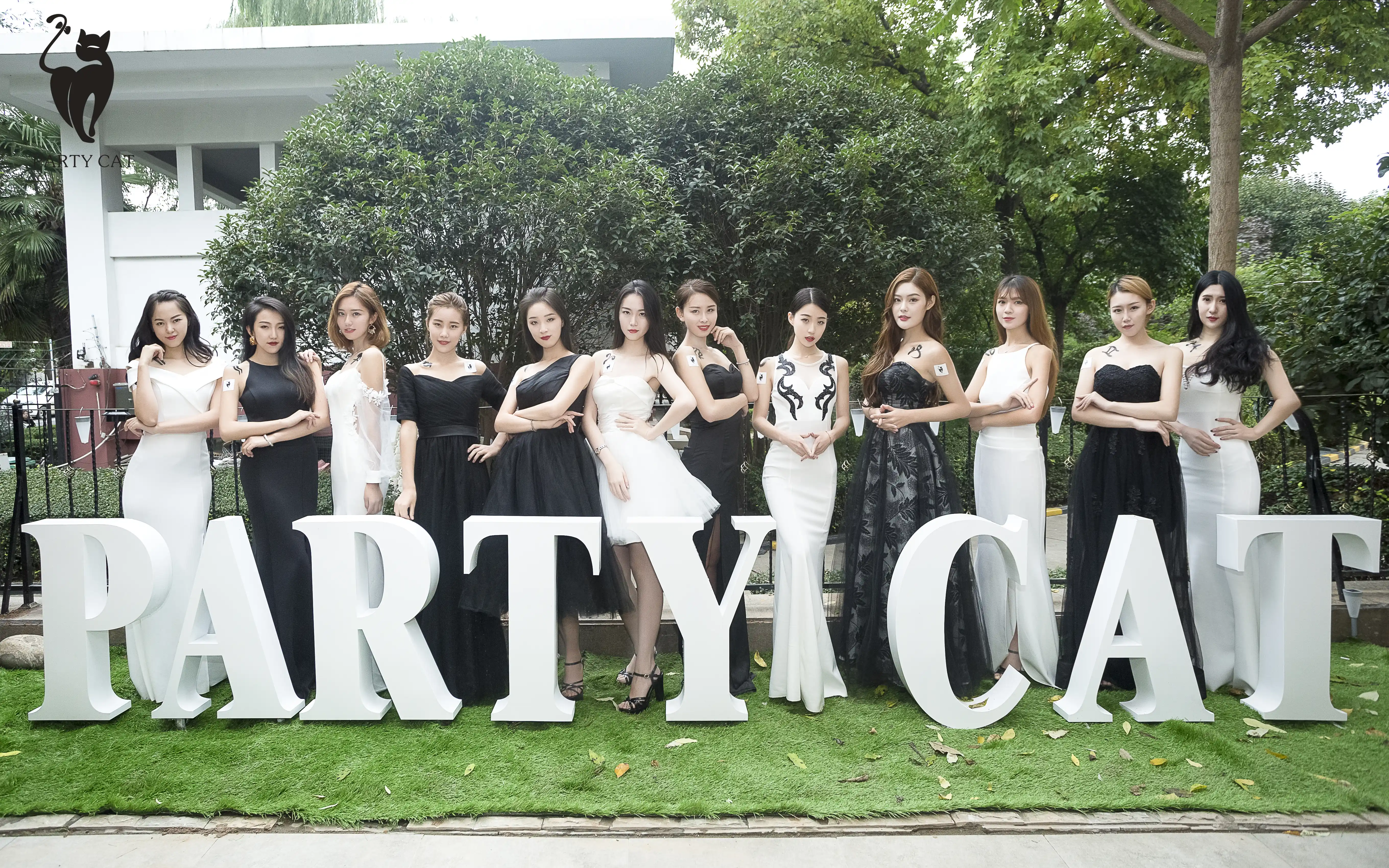 [PartyCat轰趴猫] 2017.11.07 NO.001 [31+1P-399M] - 第4张