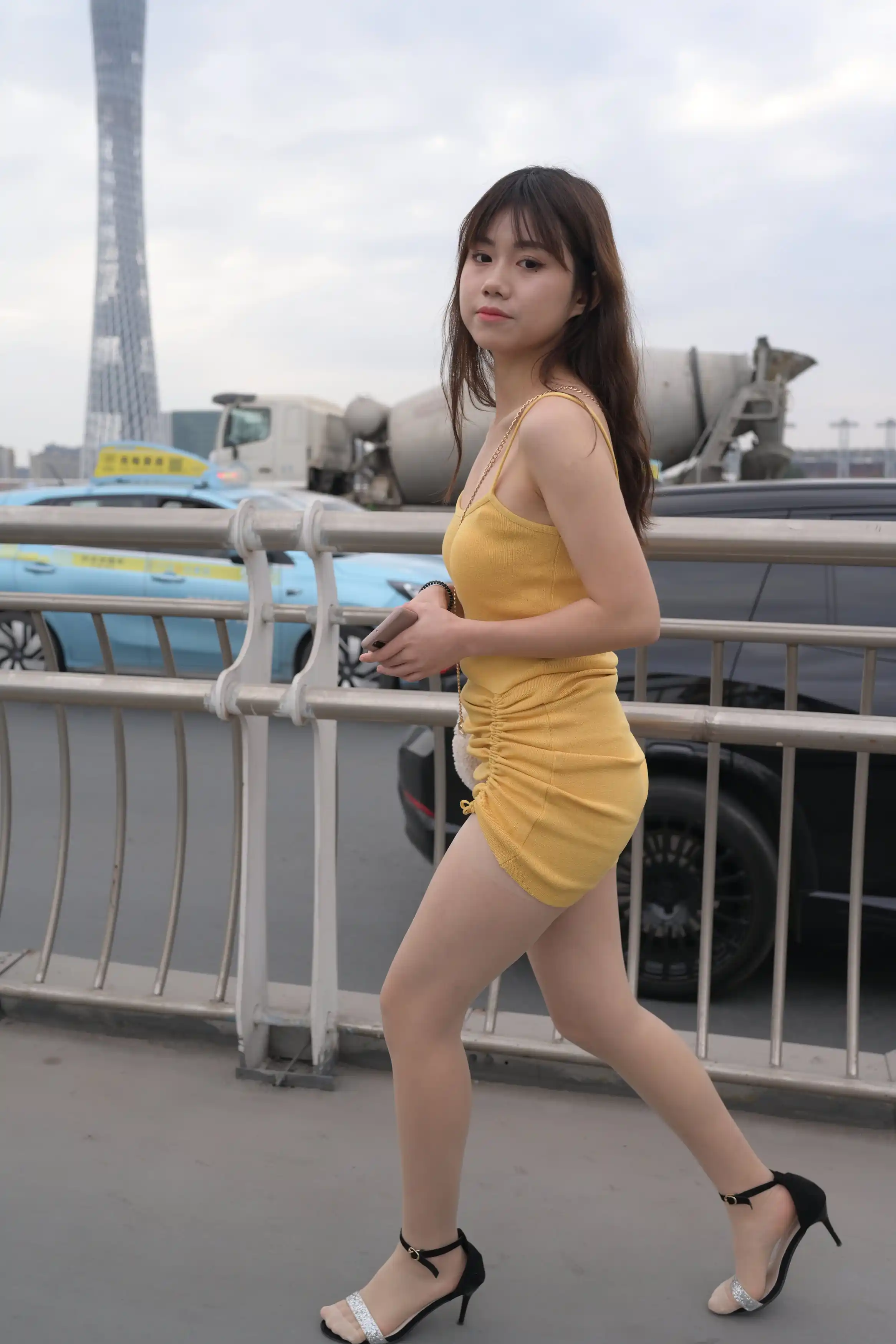 [魔镜街拍] 094 程生街拍作品 – 天桥上的美女 [386P+456M] - 第2张