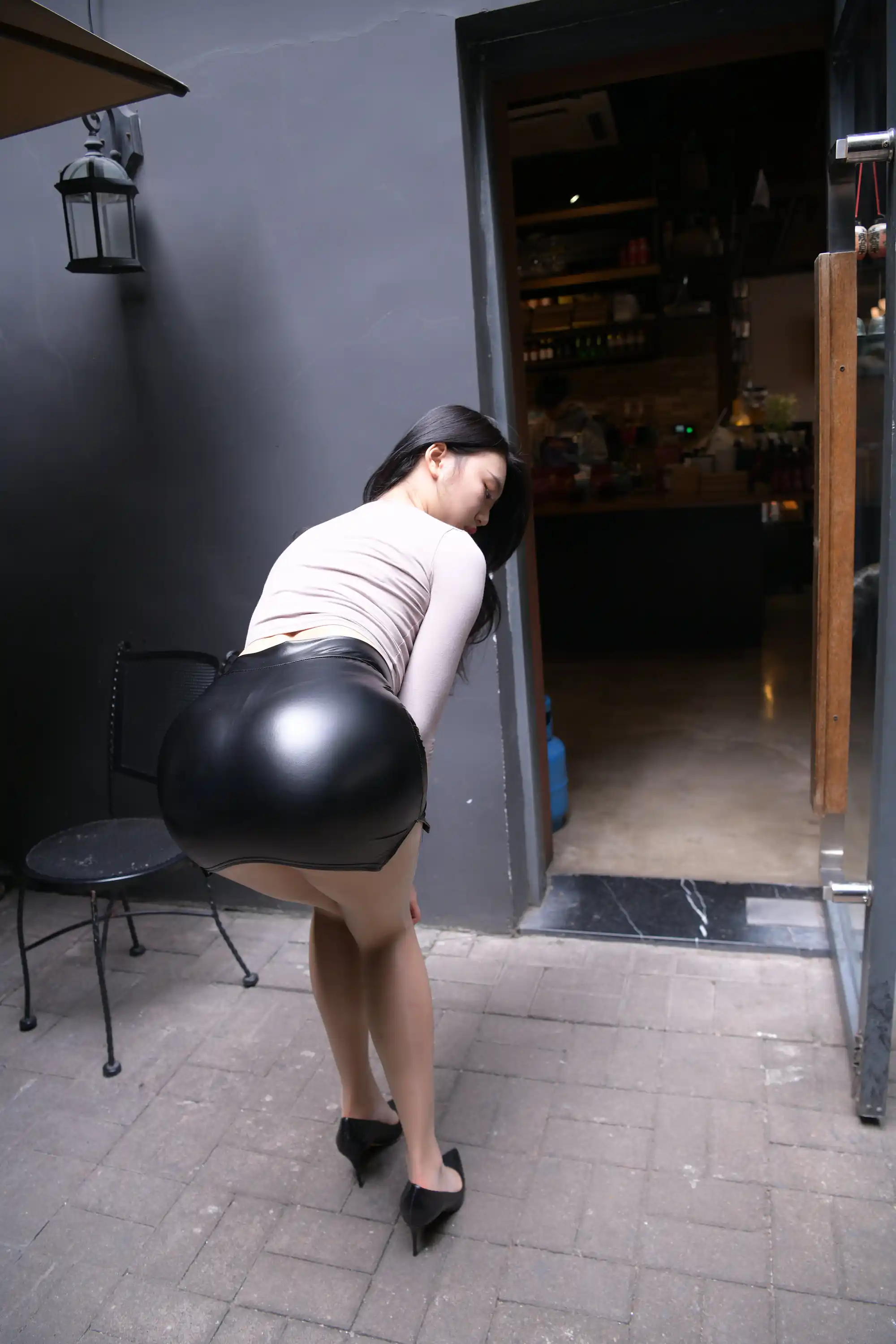 [魔镜街拍] 100 魂魂街拍作品 那个女人 2 [915P+797M] - 第2张