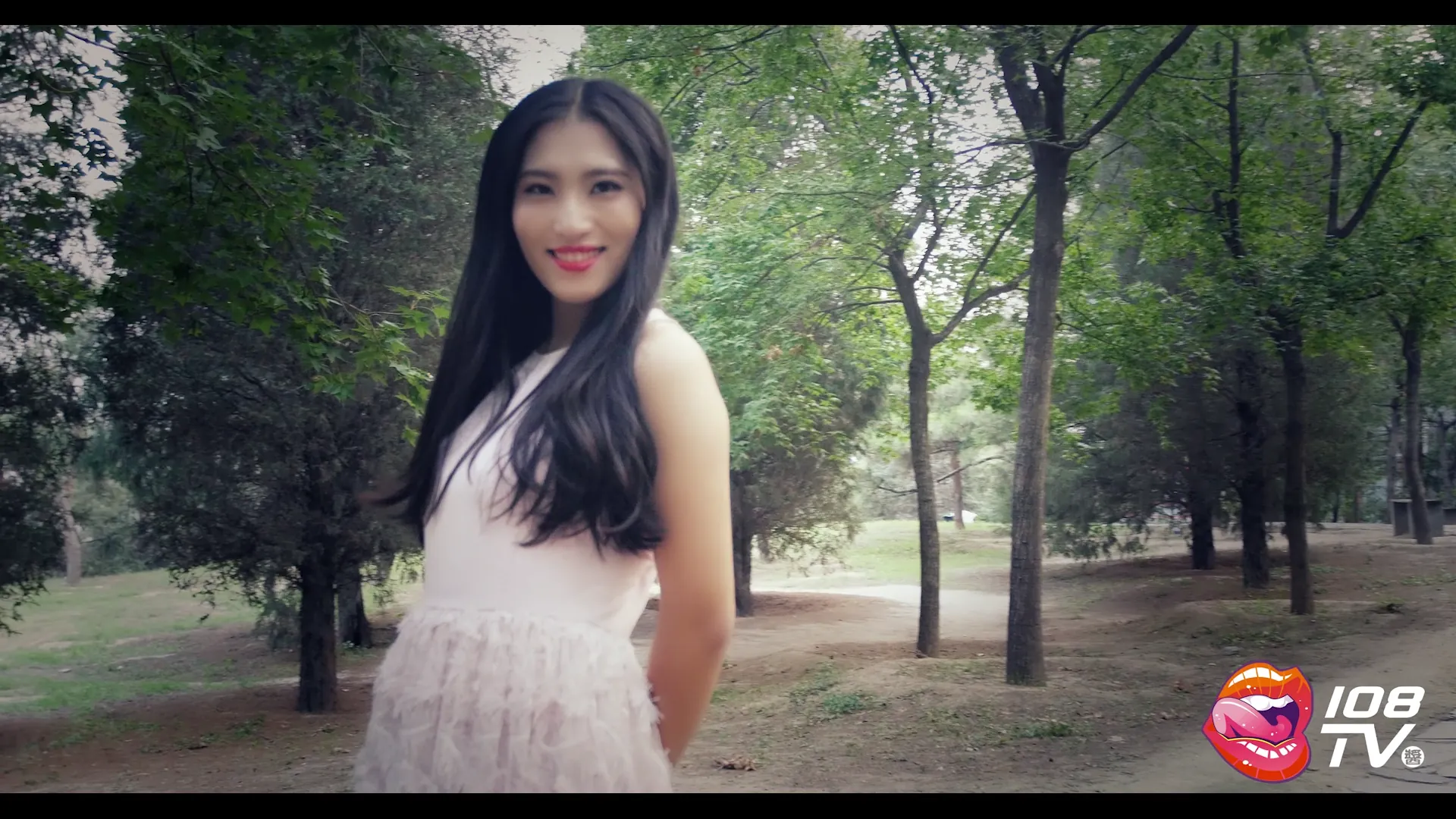 [108TV酱] 086 写真系列 2016.09.01 张蓉芳-长发美女的初次拍摄 [1V 874M] - 第4张