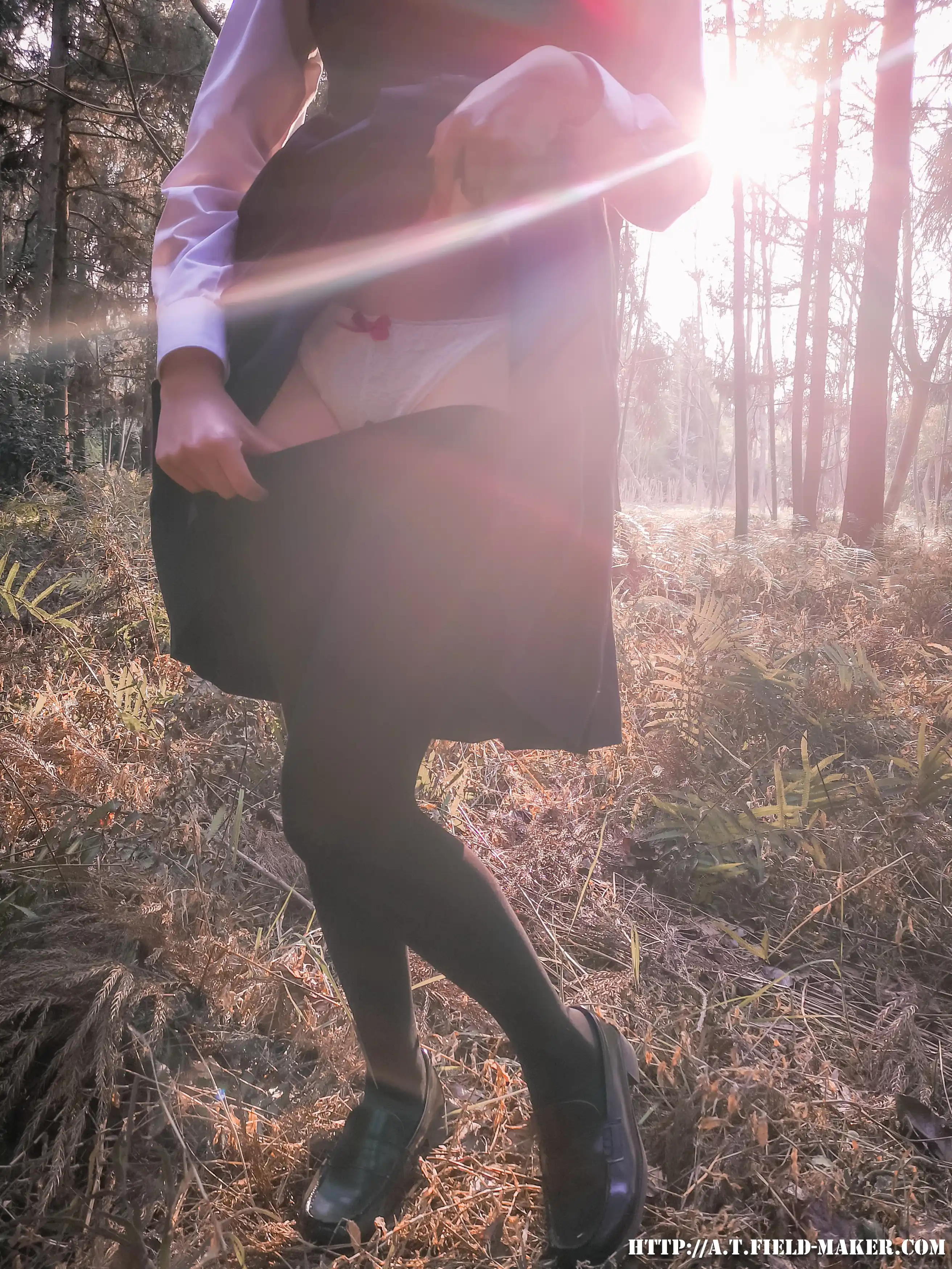 Tsubaki Album Vol 003 Top student wild exposure優等生野外露出