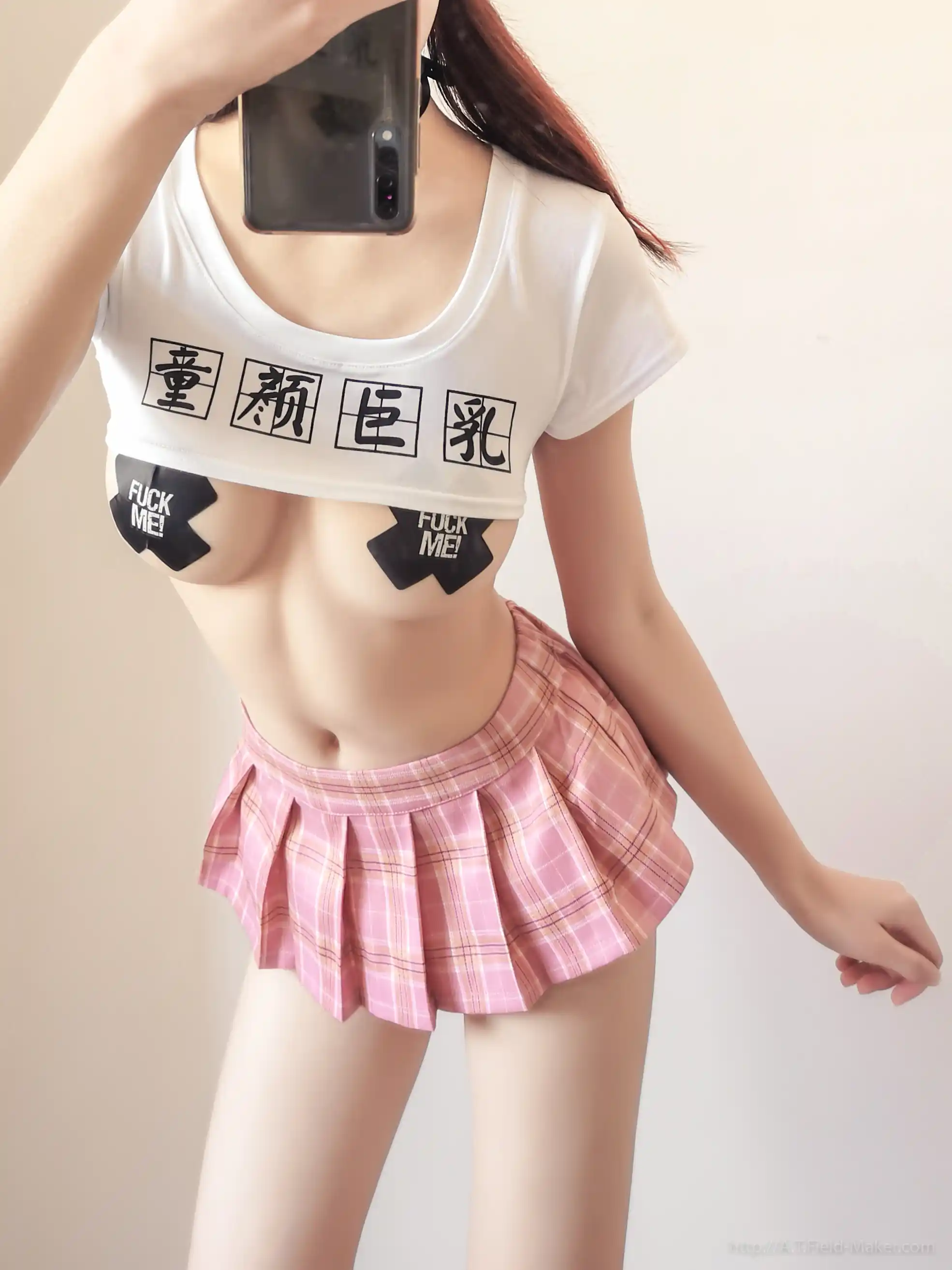 Tsubaki Selfie Vol 001 MiniSkirt&halfT-Shirt 童颜巨乳 Fullsize - 第1张
