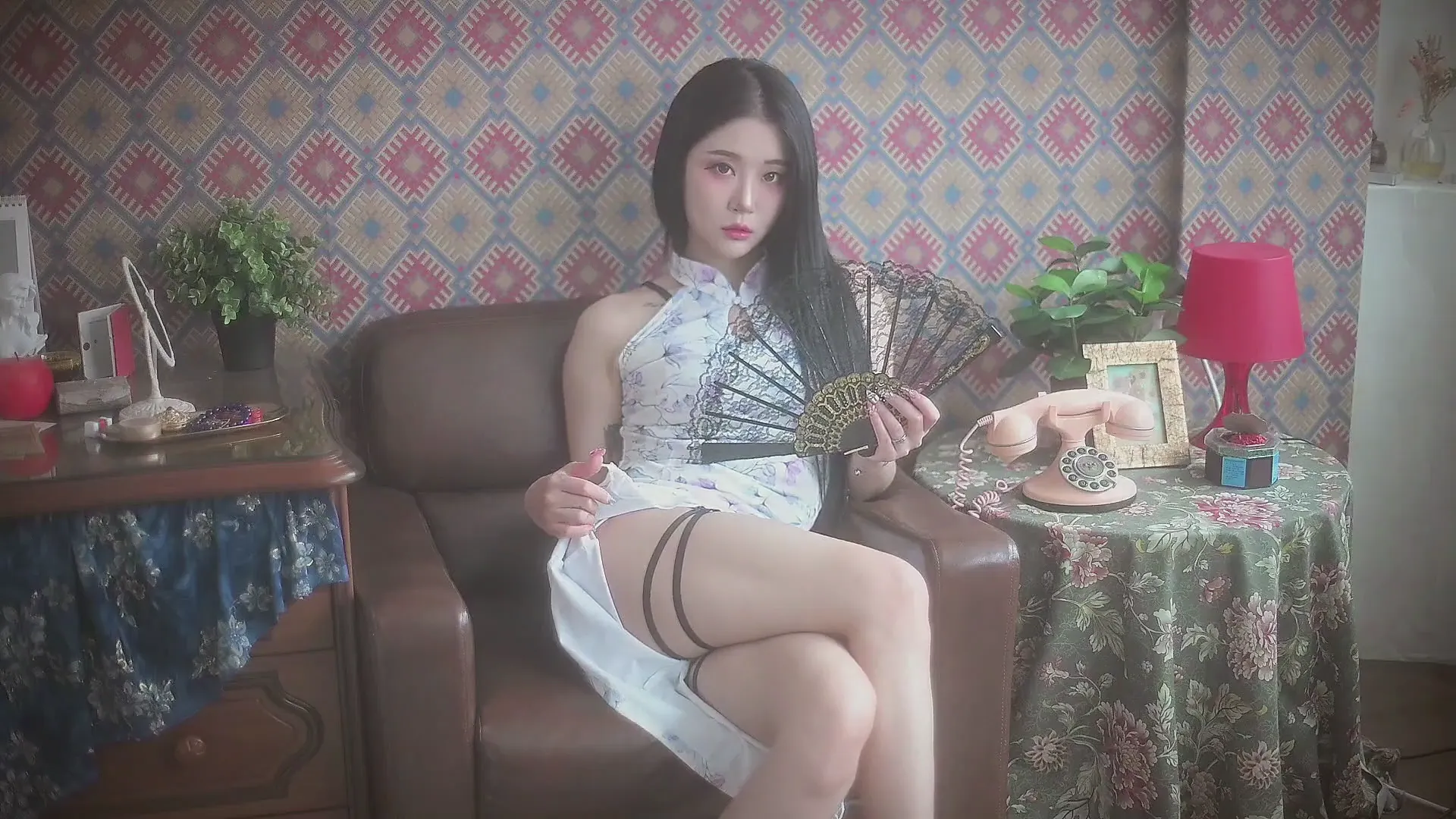 BLUECAKE Vol.0056 Bomi (보미) – LUST + RED.Ver [141P2V 1.55GB] - 第2张