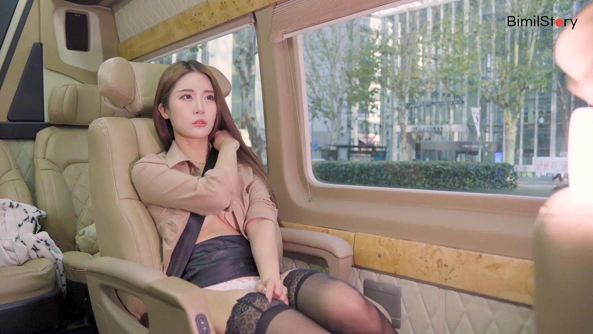 Bimilstory NO.037 Bomi (보미) Vol.18 Outdoor Exposure! Car Tour 2 [14P1V 2GB] - 第1张