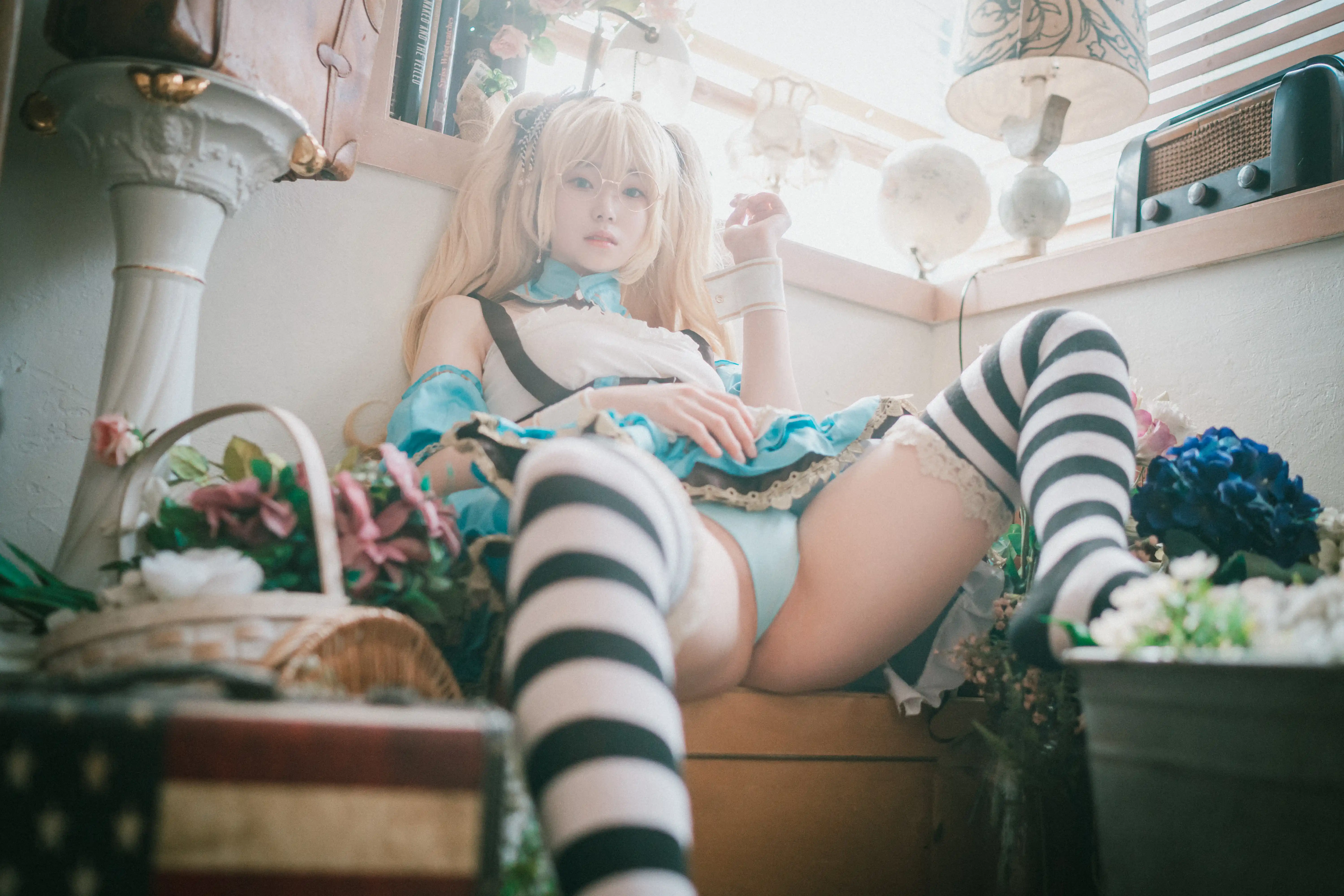DJAWA Photo Vol.0082 Bambi (밤비) Alice in Glasses [49P 629MB] - 第1张
