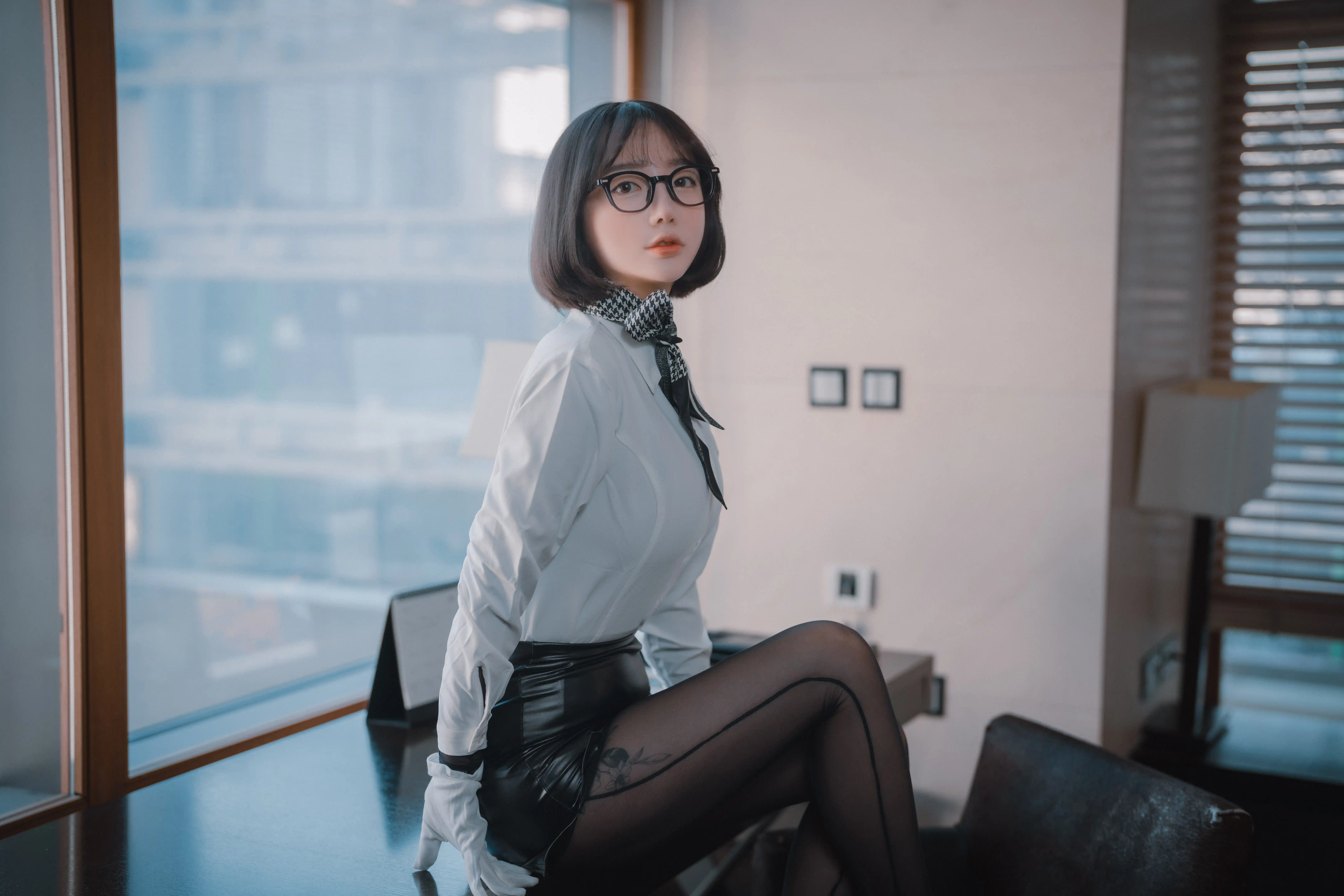 DJAWA Photo Vol.0188 Son Ye-Eun (손예은) Naughty Supervisor [126P 2.26GB] - 第1张
