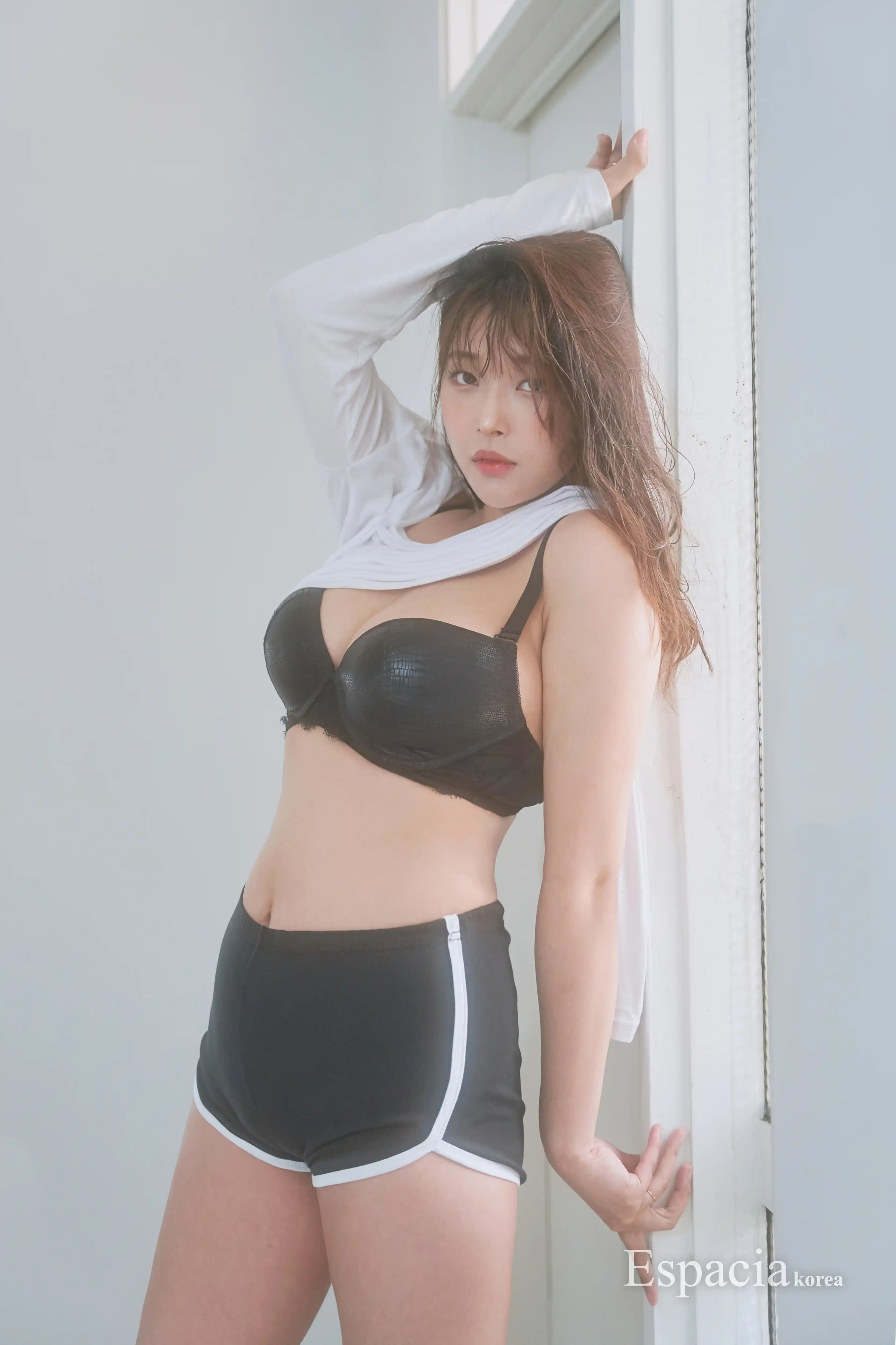Espacia Korea NO.003 012 K.G.J [44P 110MB]