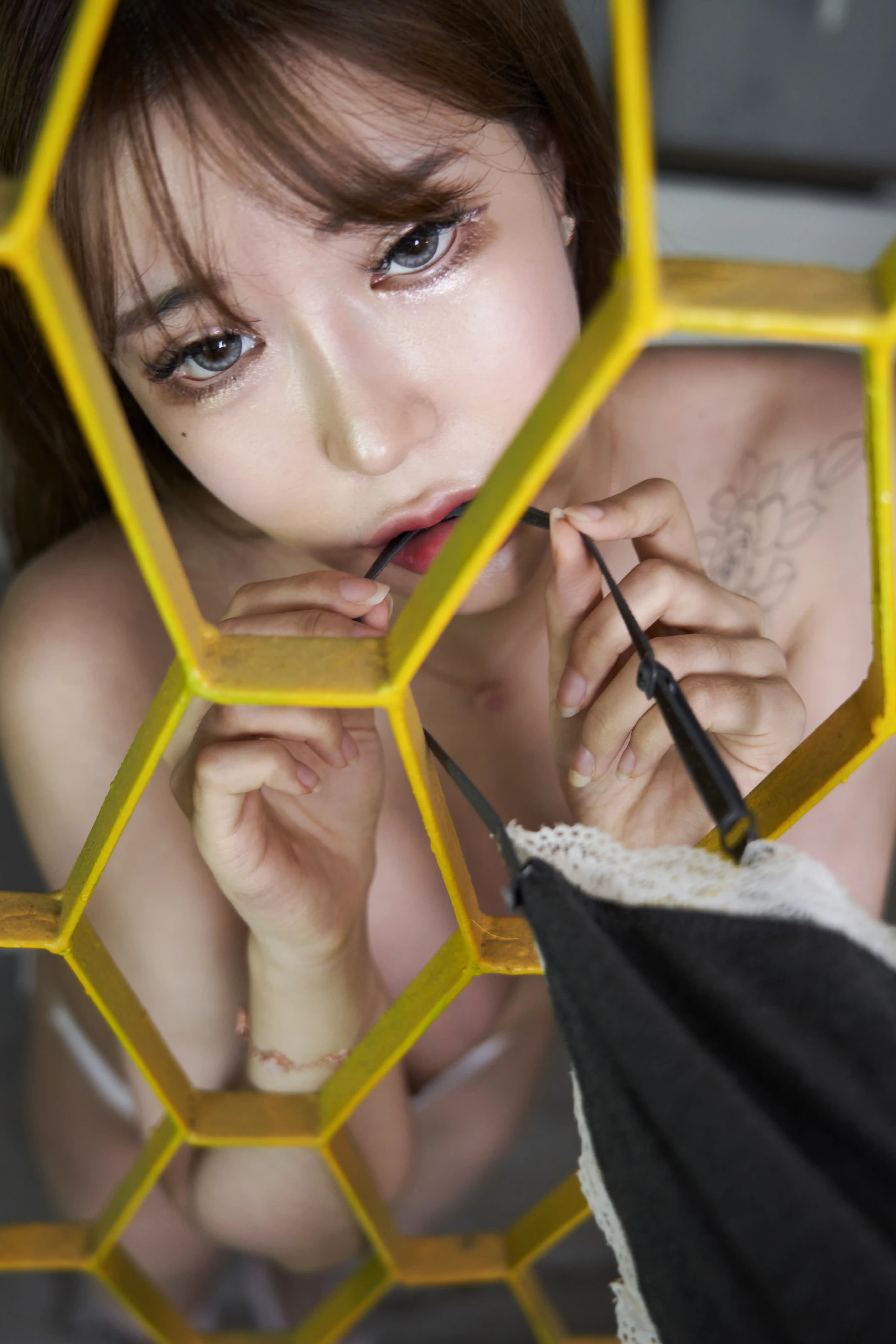 Fantasy Story NO.018 Min-Harin part 02 Exhibitionism of a country girl [60P+2V／3.41GB]