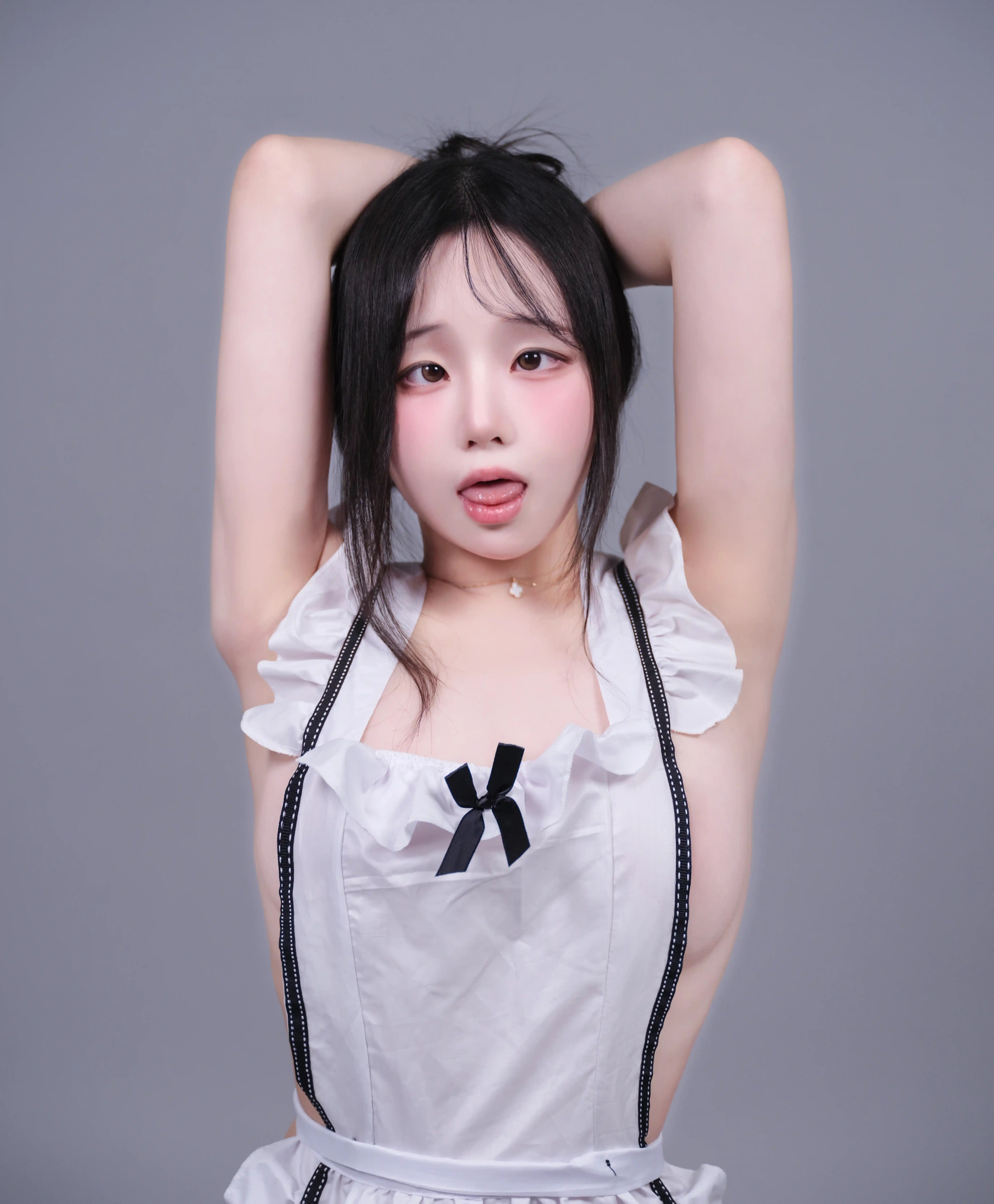 GlamARchive NO.009 WOO U Vol.14 Maid Uniform [40P／1.02GB]