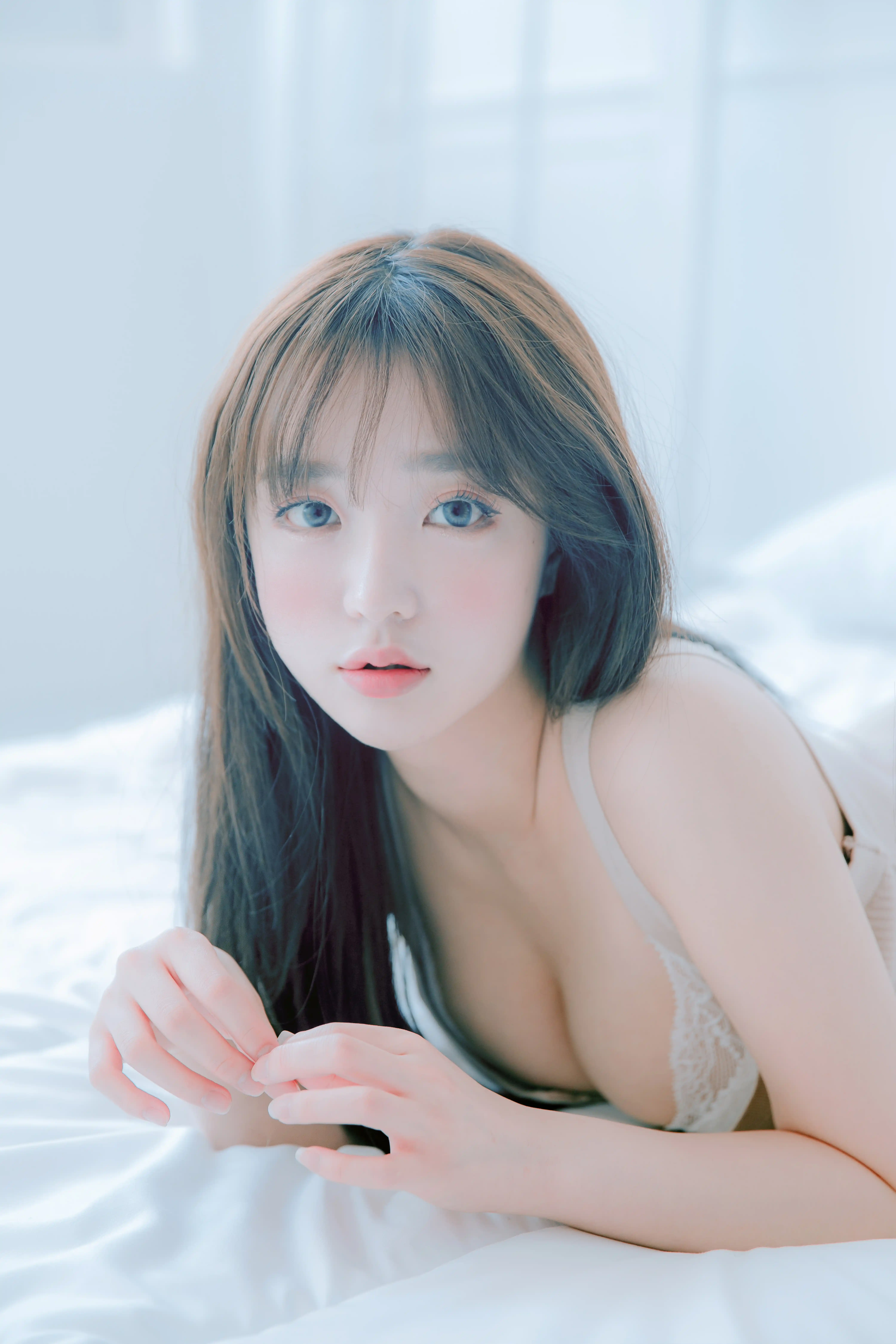 JOApictures NO.005 Son Ye-Eun (손예은) x JOA 20. APR Vol.1 [89P 1.2GB]