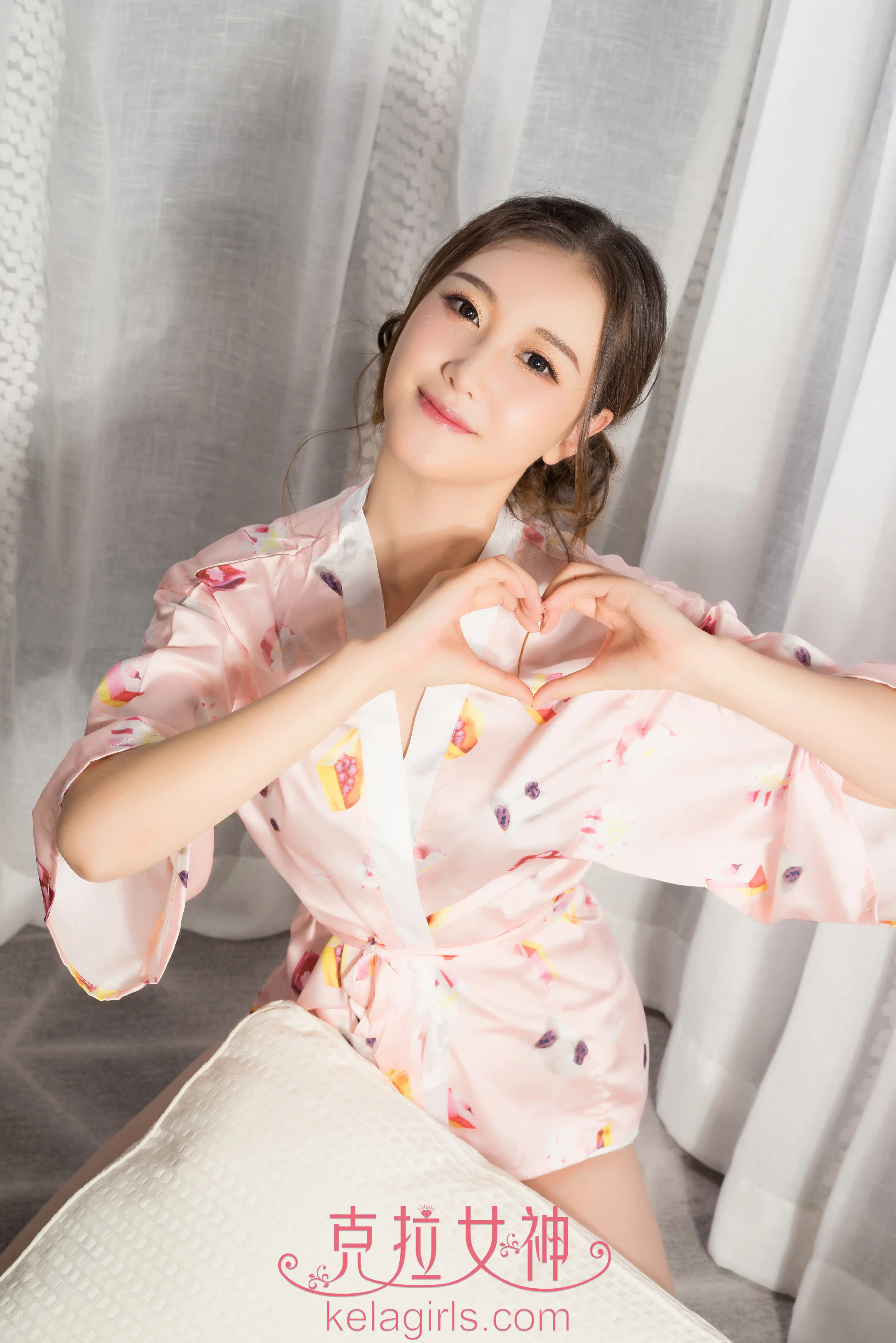 KeLaGirls克拉女神 2017.09.24 杨暖 面若桃花[25+1P323M] - 第3张