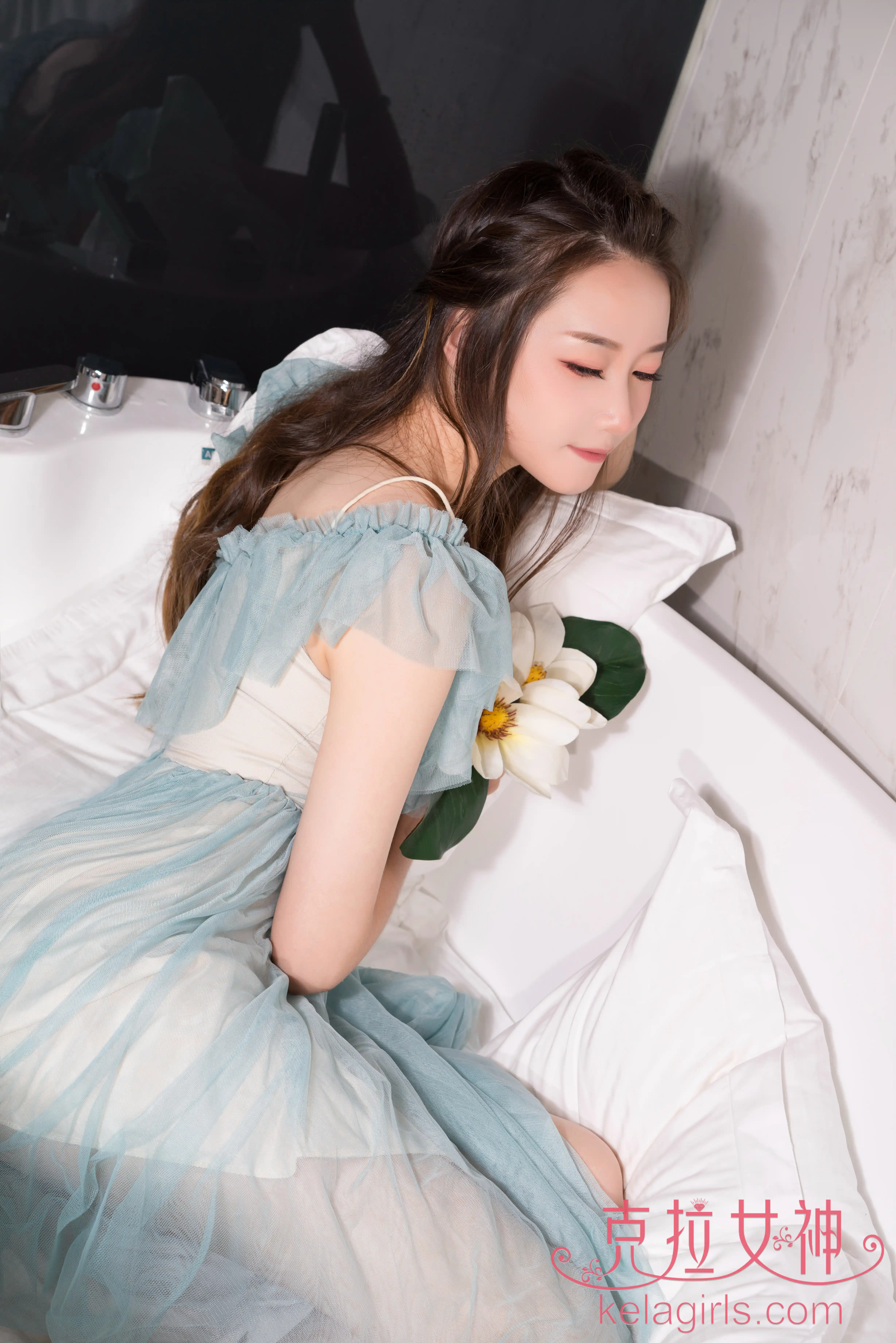 KeLaGirls克拉女神 2018.11.28《拈花一笑》杨暖[27+1P／452M] - 第2张