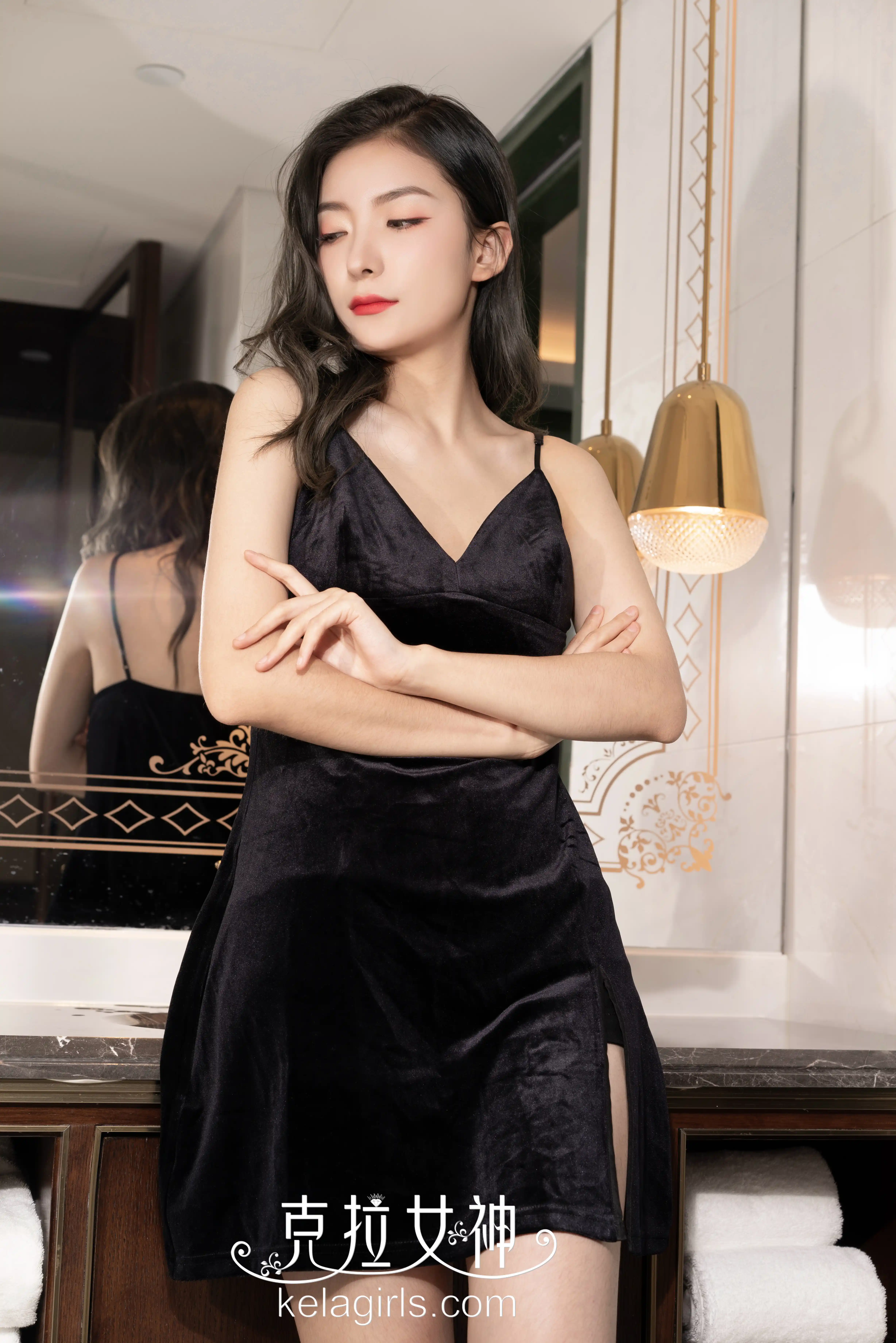 KeLaGirls克拉女神 2019.06.28《名媛赤足》苏展[38+1P／558M] - 第2张