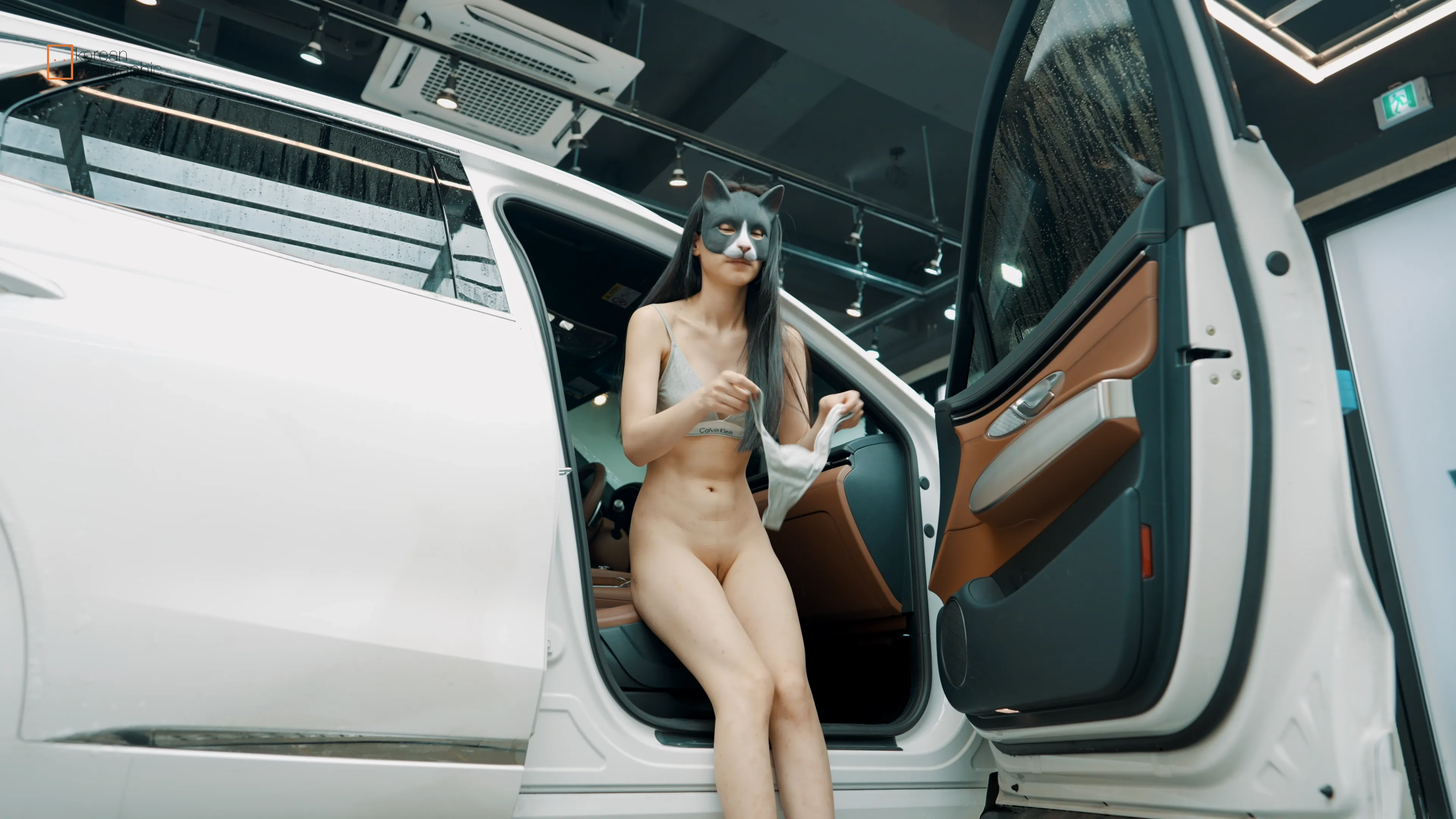 037_Korean Realgraphic NO.103 Car wash girl [24P+3V／9.45GB]