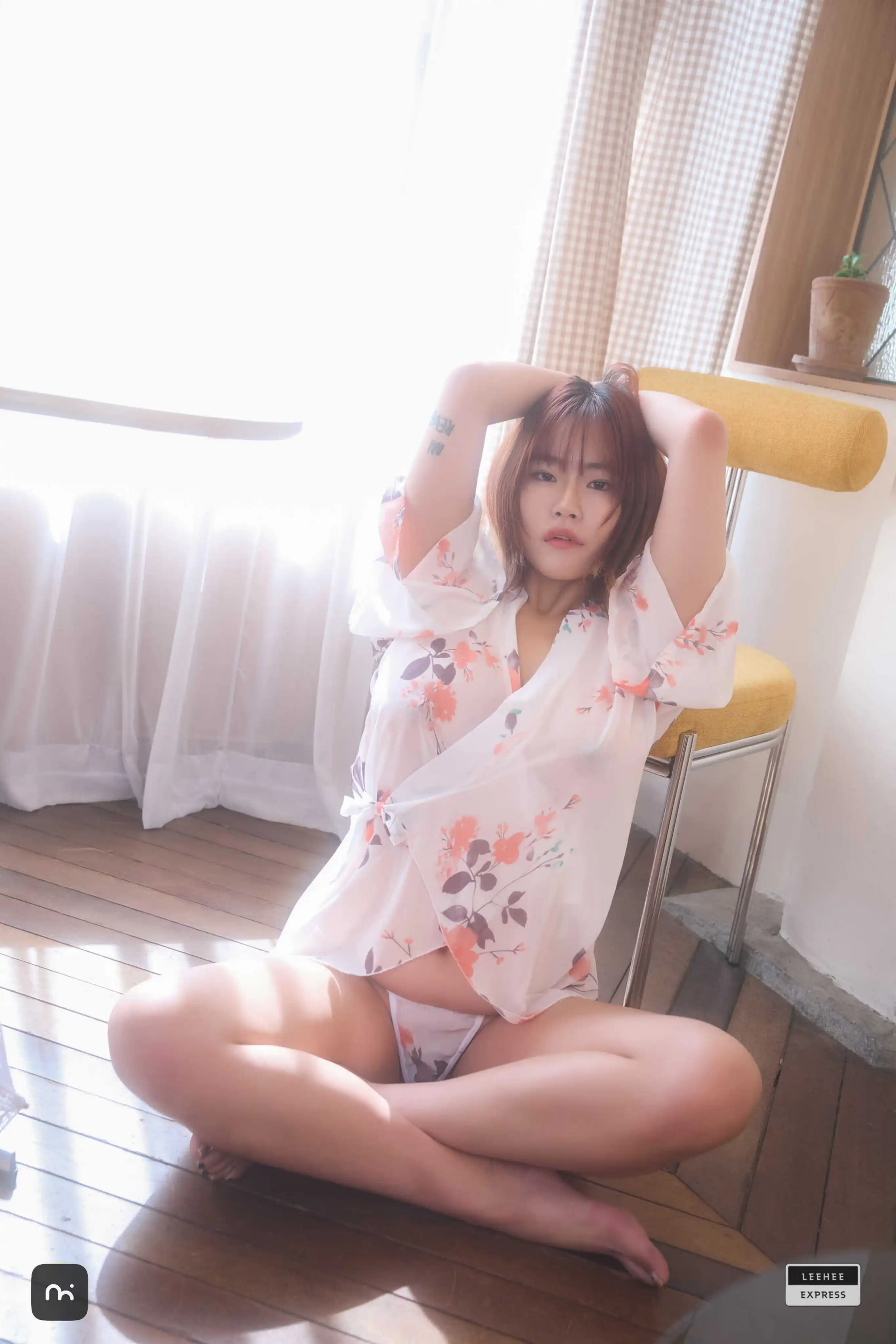 526_LEEHEE EXPRESS LEHF 251A Bani [50P 157MB] - 第2张