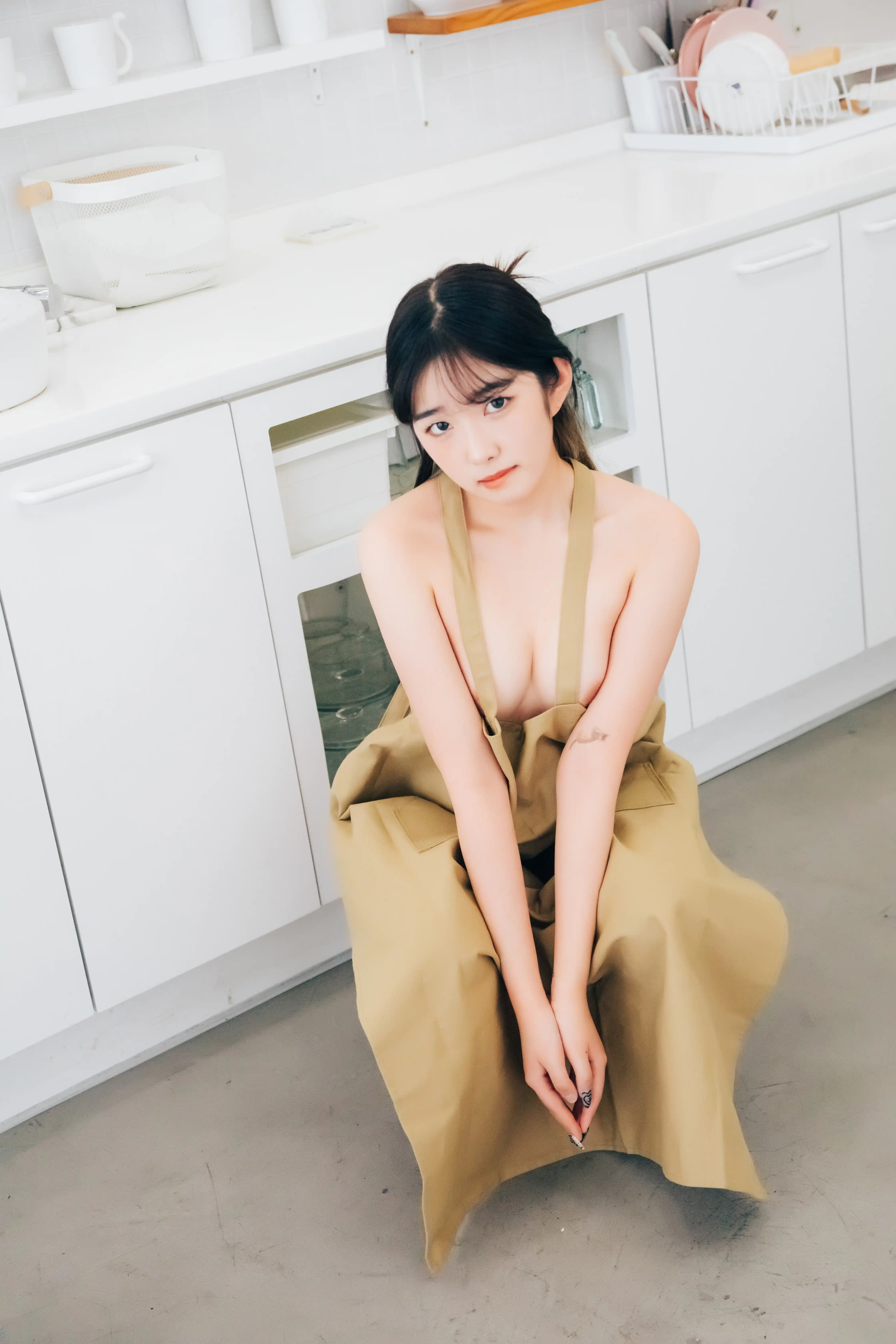 028_Loozy SonSon Nude Apron [111P 1.42GB] - 第3张