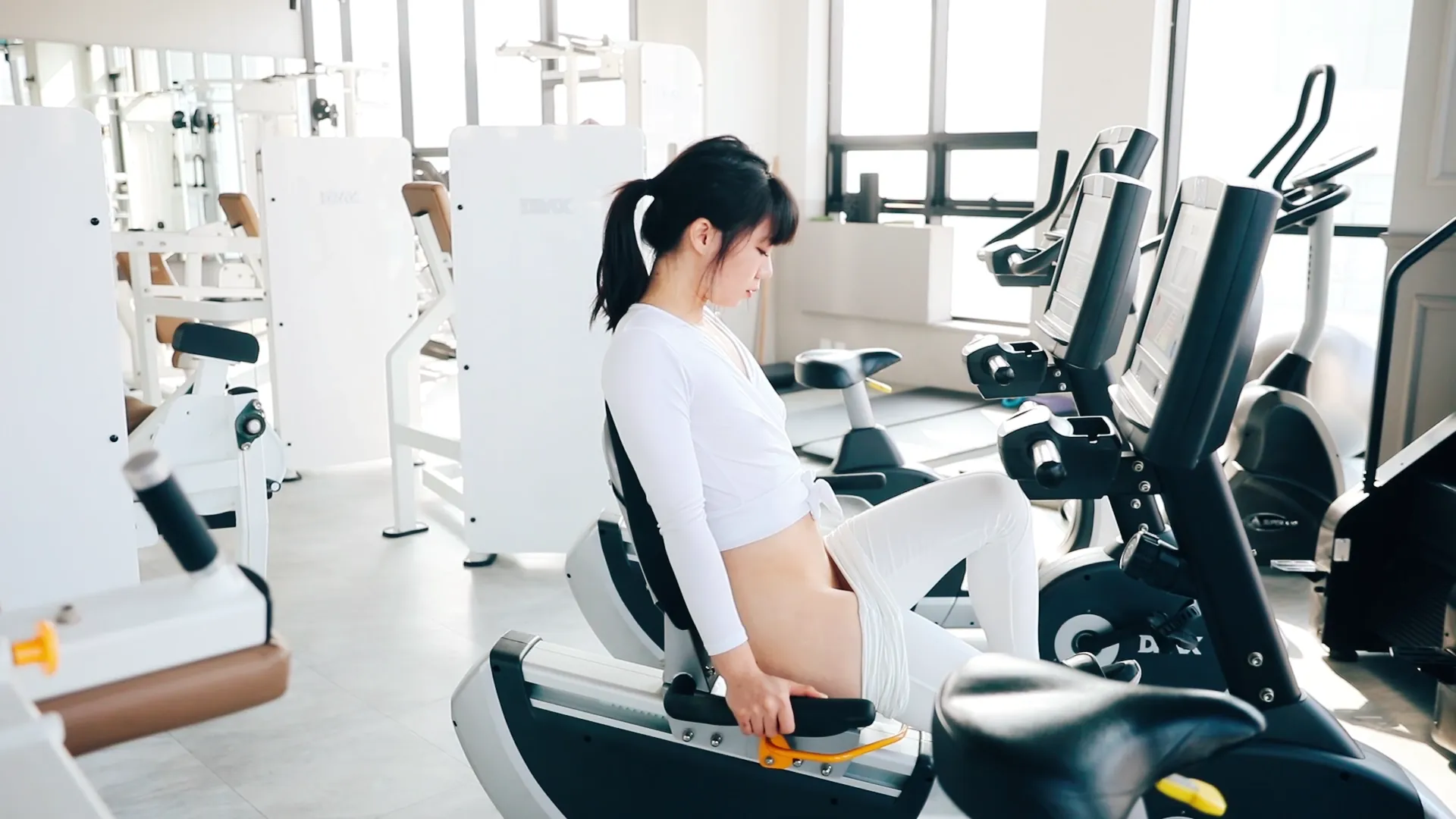 046_Loozy Kissme Strip Fitness + Video [85P+7V-639MB] - 第8张
