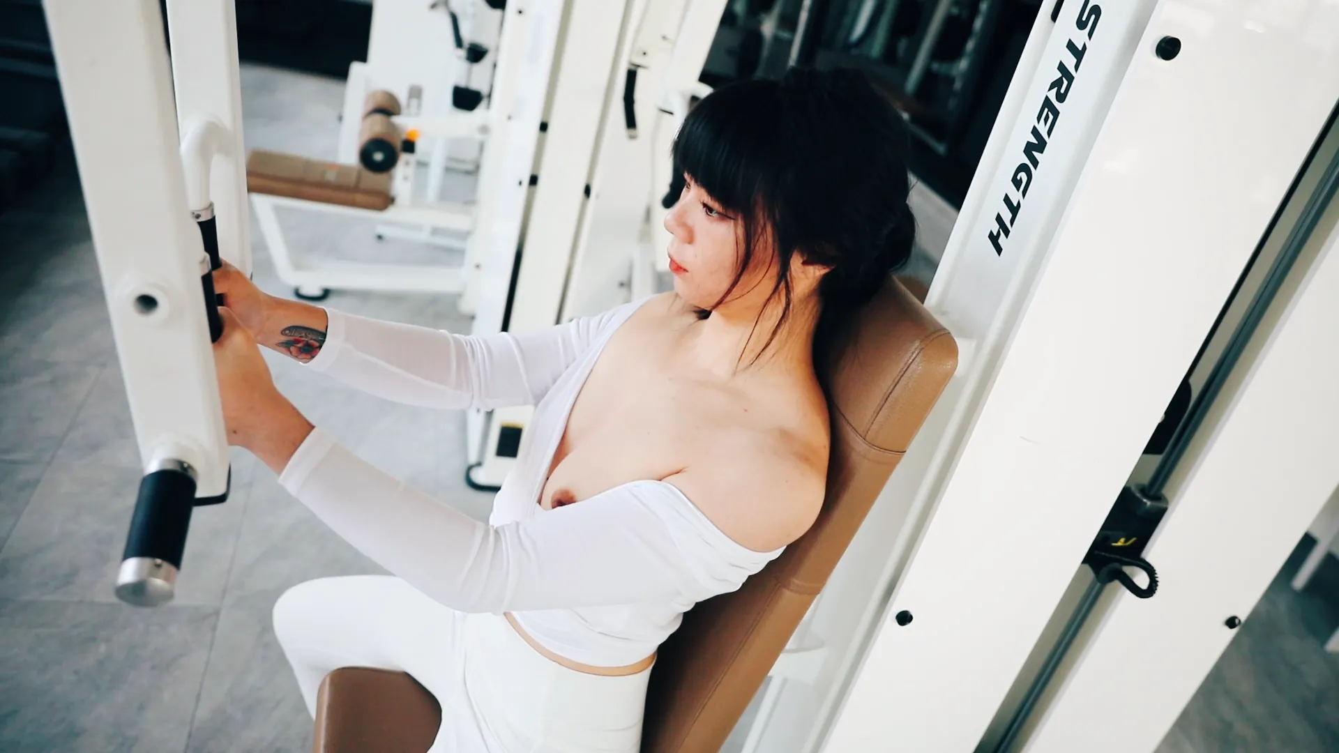 046_Loozy Kissme Strip Fitness + Video [85P+7V-639MB] - 第24张