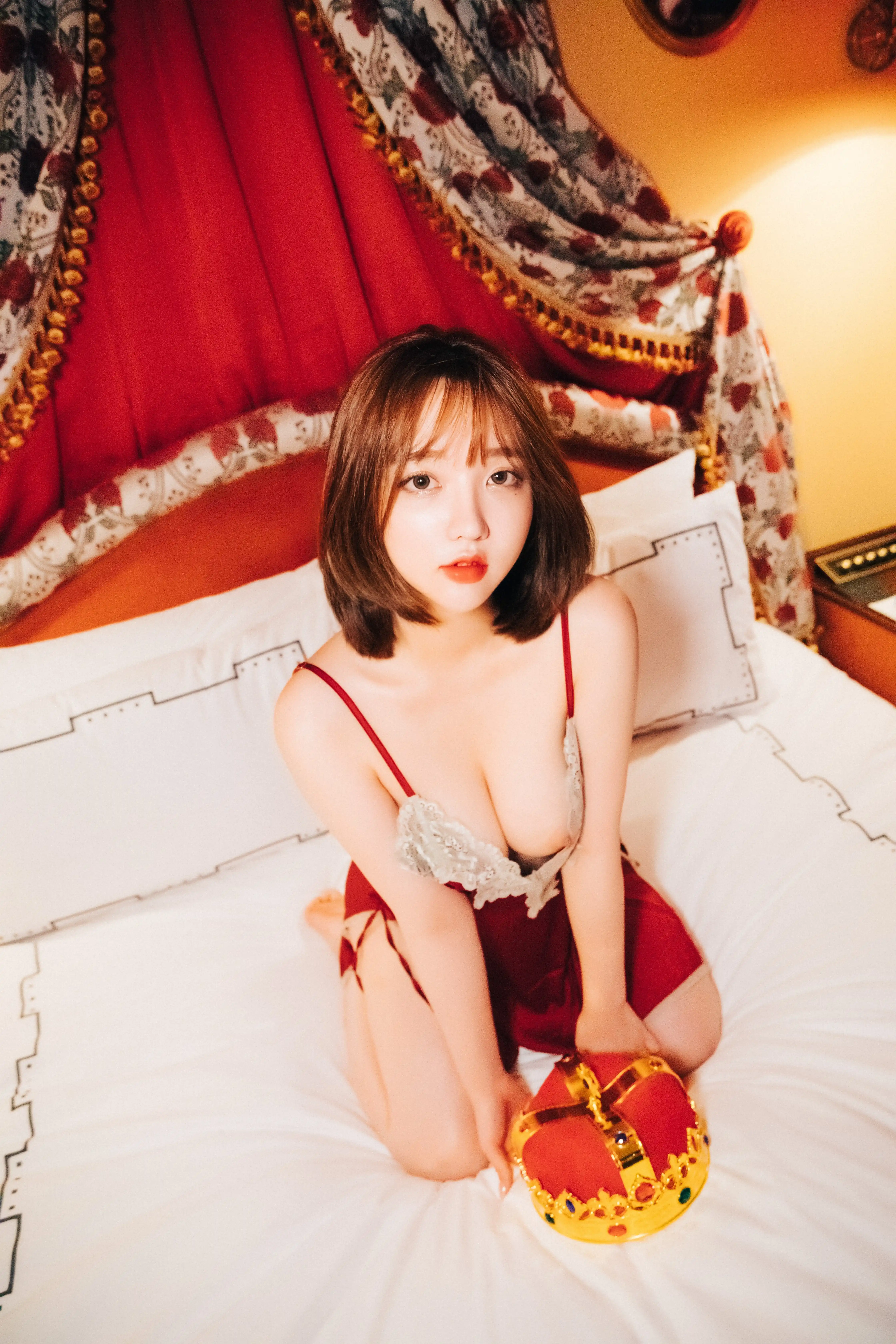 064_Loozy Ye Eun (손예은) Halloqueen + S.Ver [96P-766MB]