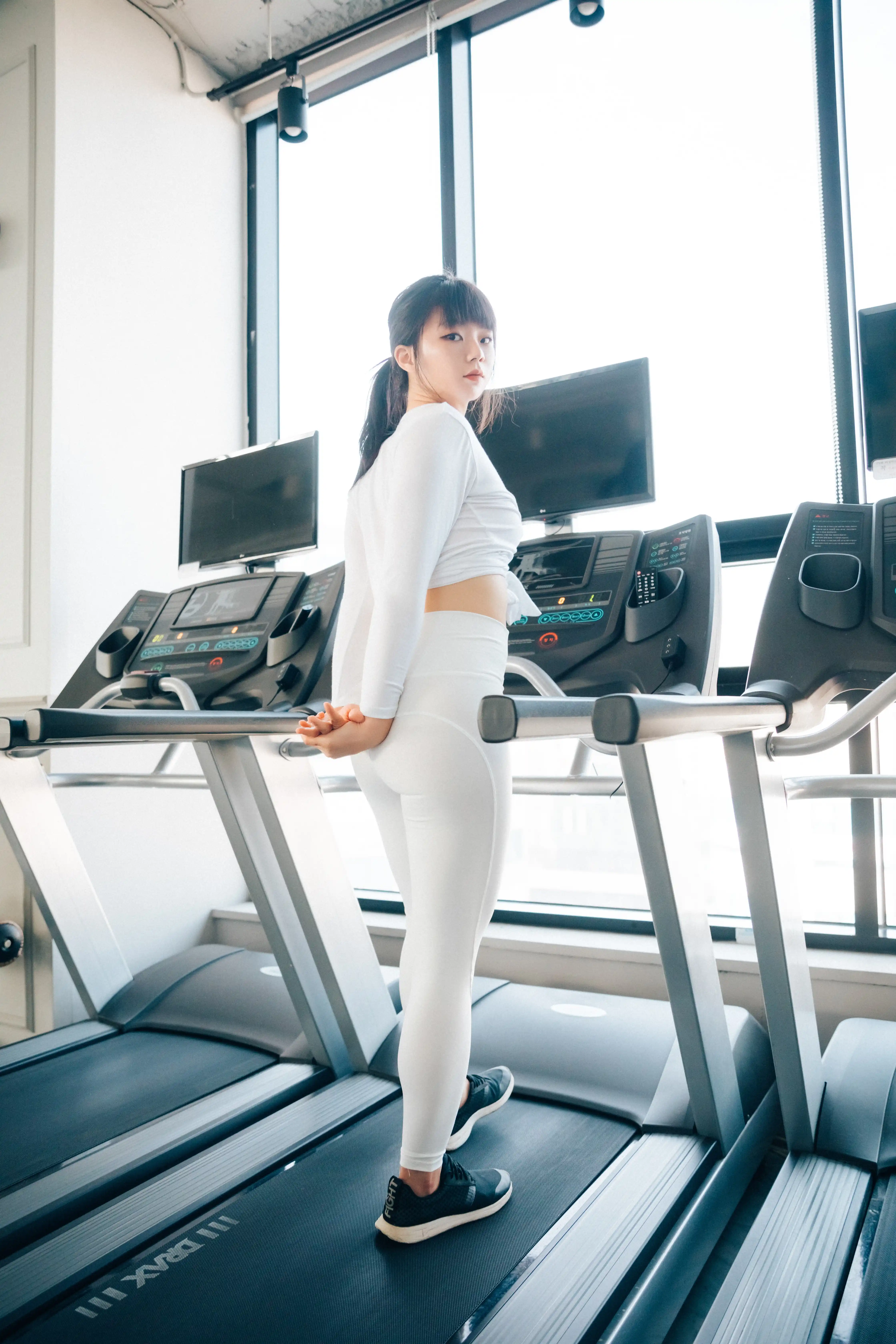 067_Loozy Kissme Strip Fitness [85P7V 639MB] - 第33张