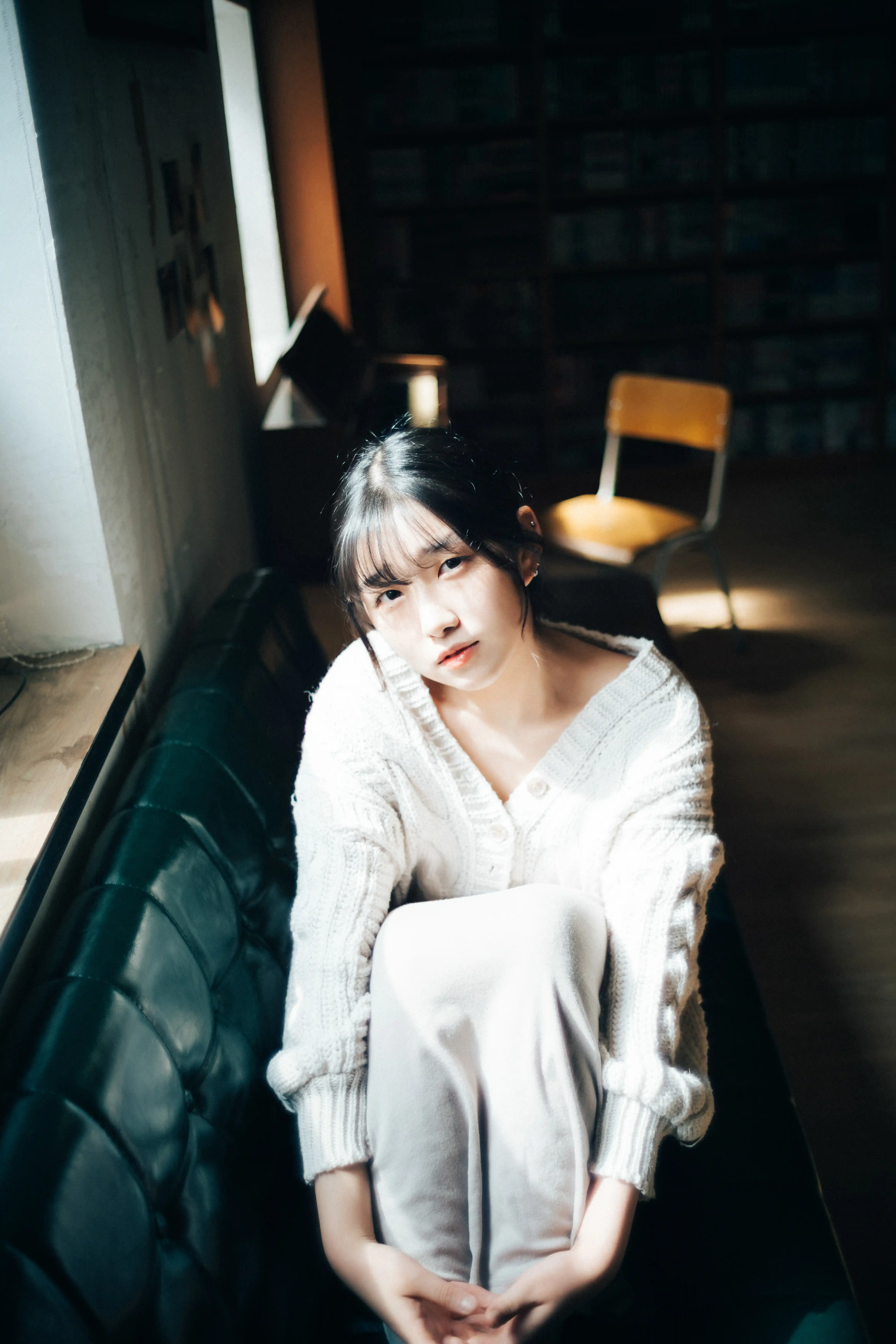 111_Loozy Sonson (손손) Comic Shop Girl [112P／1.98GB]