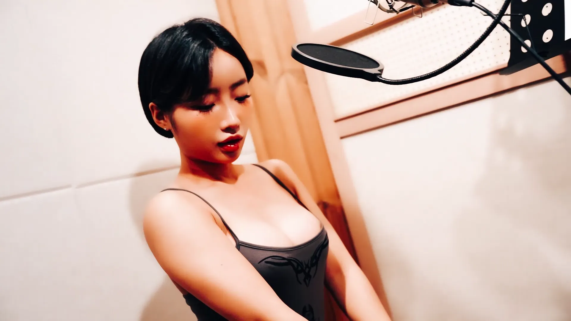 116_Loozy Booty Queen Nude Recording [89P+5V／2.04GB] - 第20张