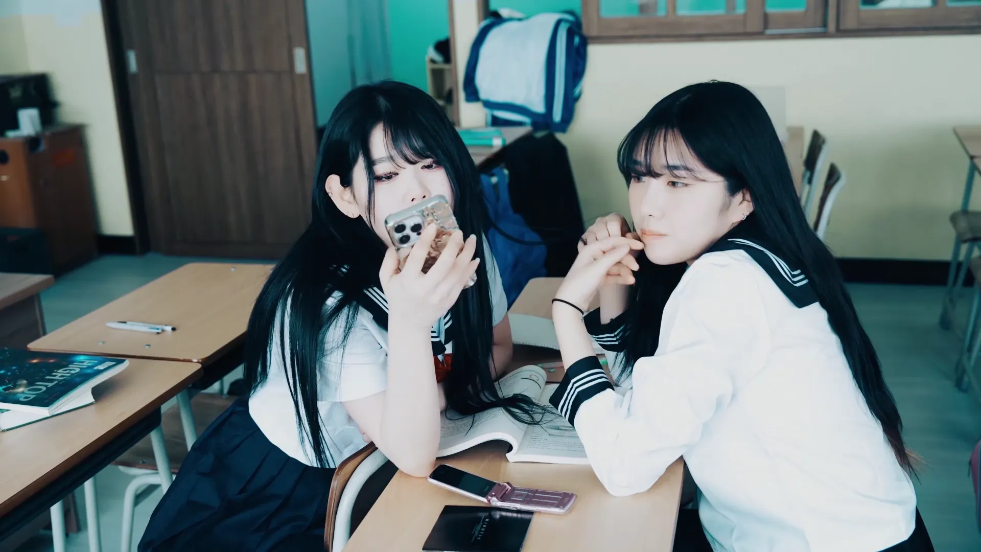 117_Loozy Zia (지아) x Sonson (손손) Bitch Academy Hard [195P+3V／2.95GB] - 第1张