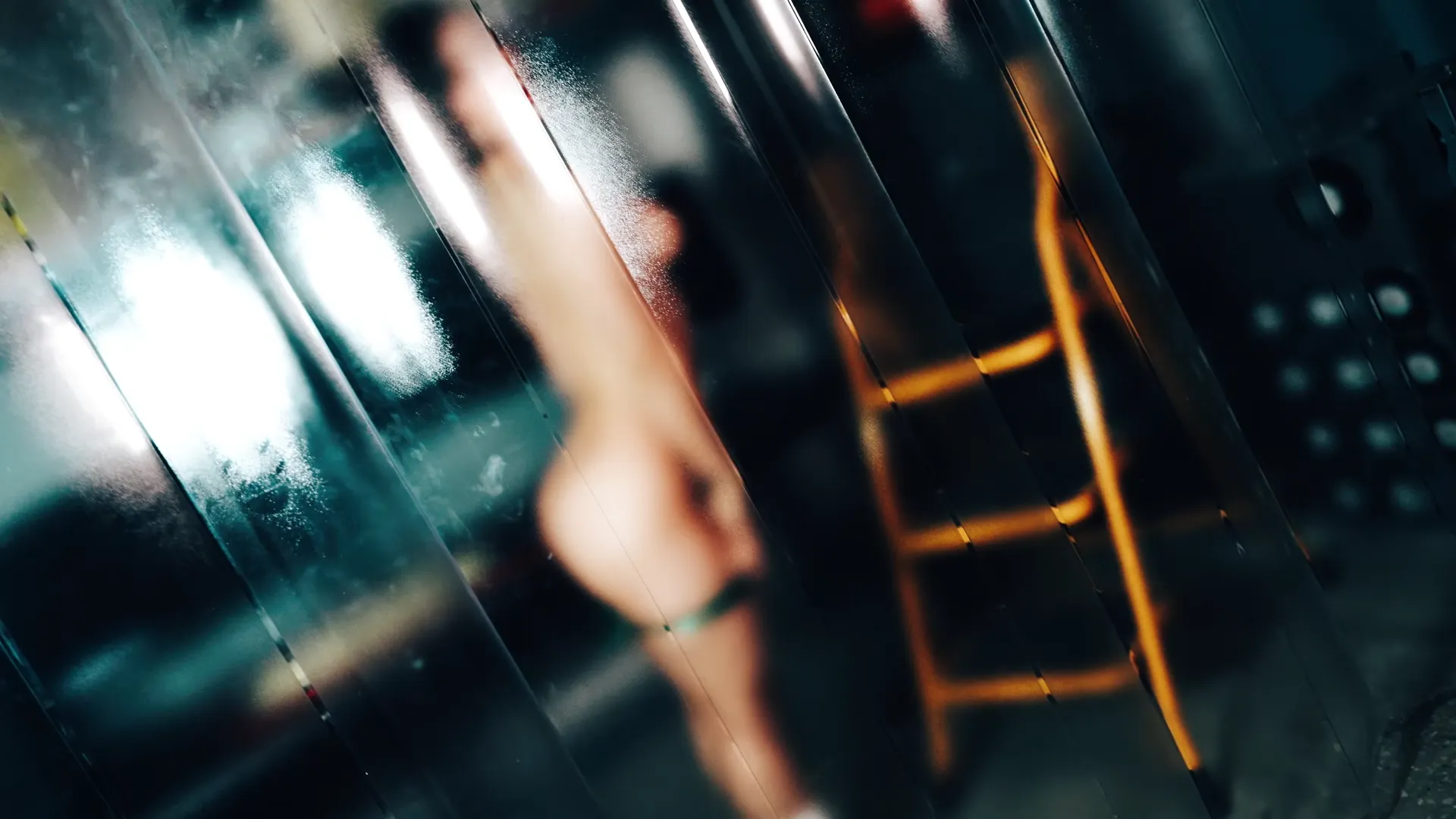 122_Loozy Booty Queen Naked Worker [178P+6V／3.65GB] - 第11张