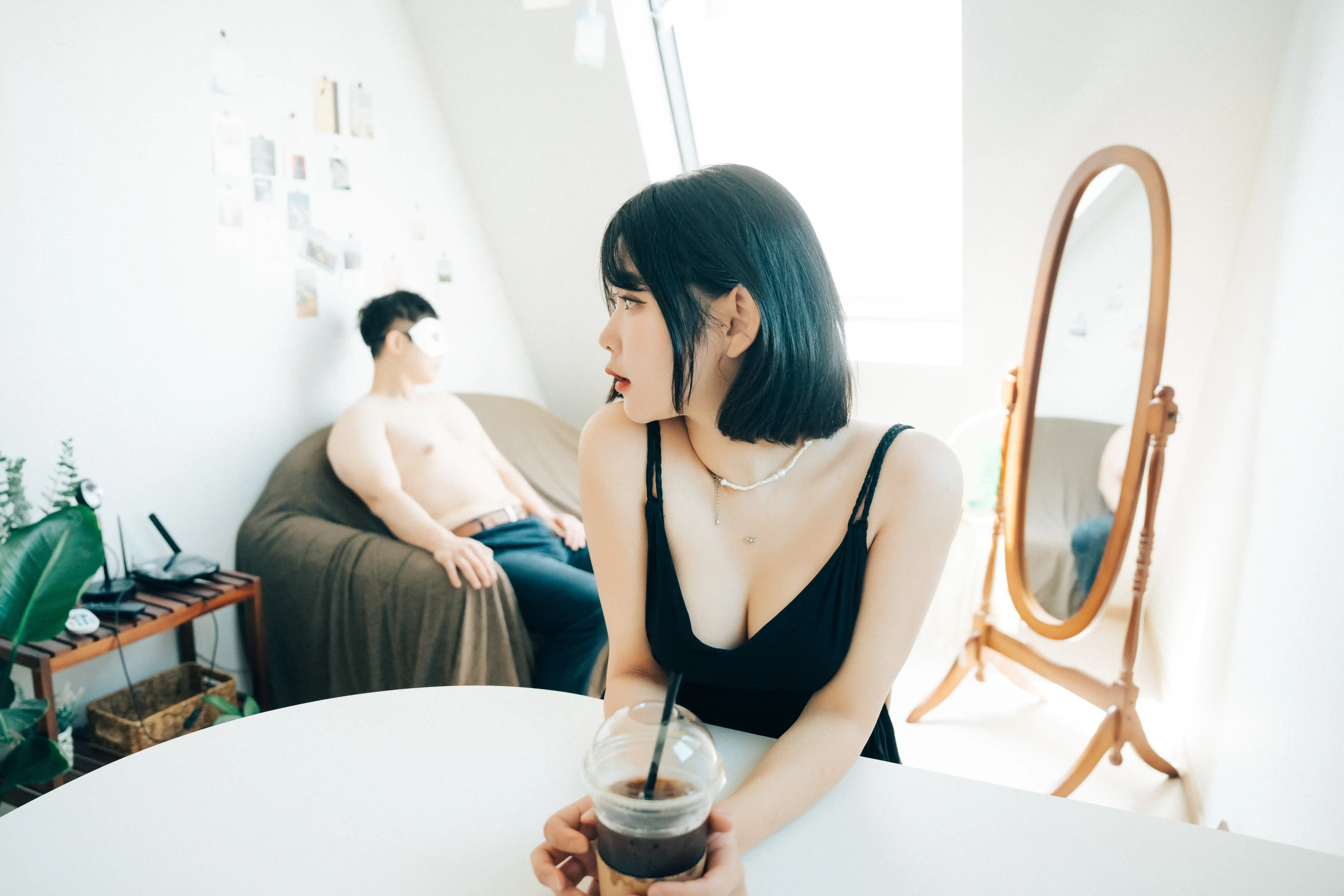 127_Loozy Zia (지아) With Delivery Man [140P+6V／2.9GB] - 第31张