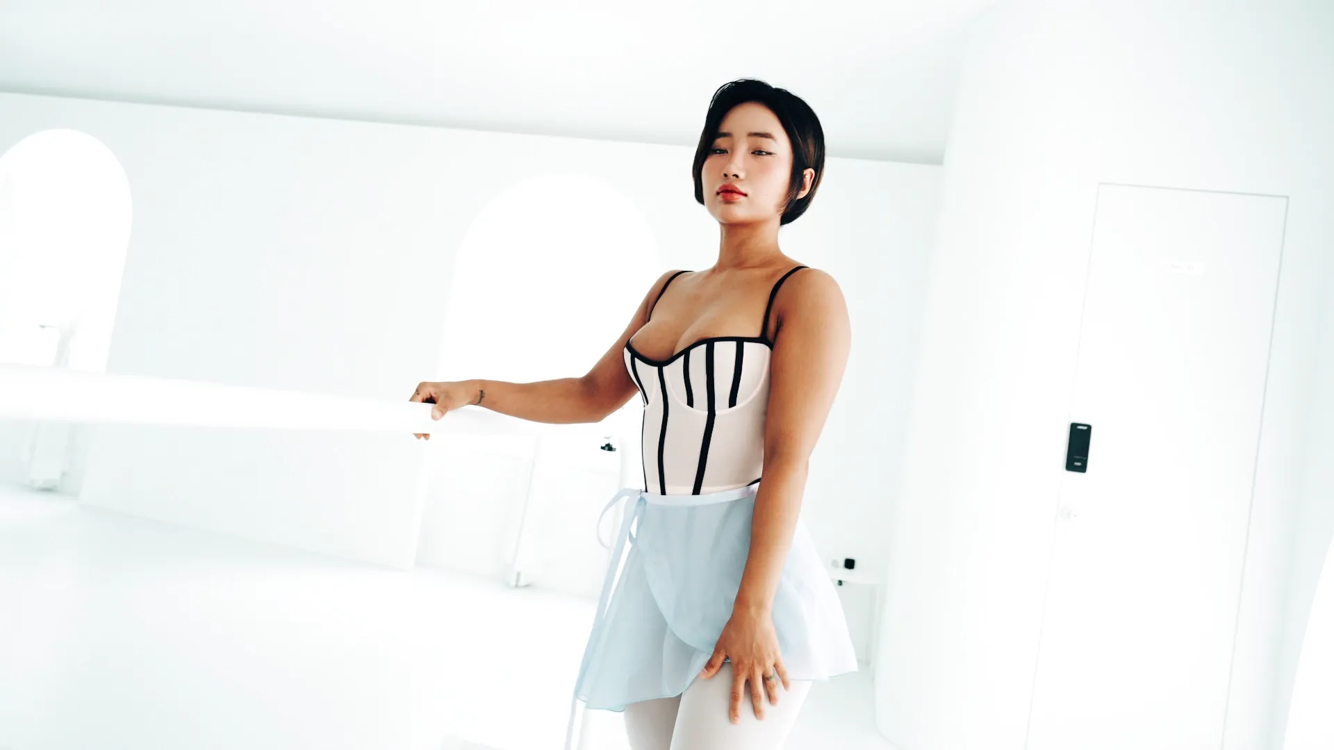130_Loozy Booty Queen Tied Ups [179P+5V／2.56GB] - 第16张