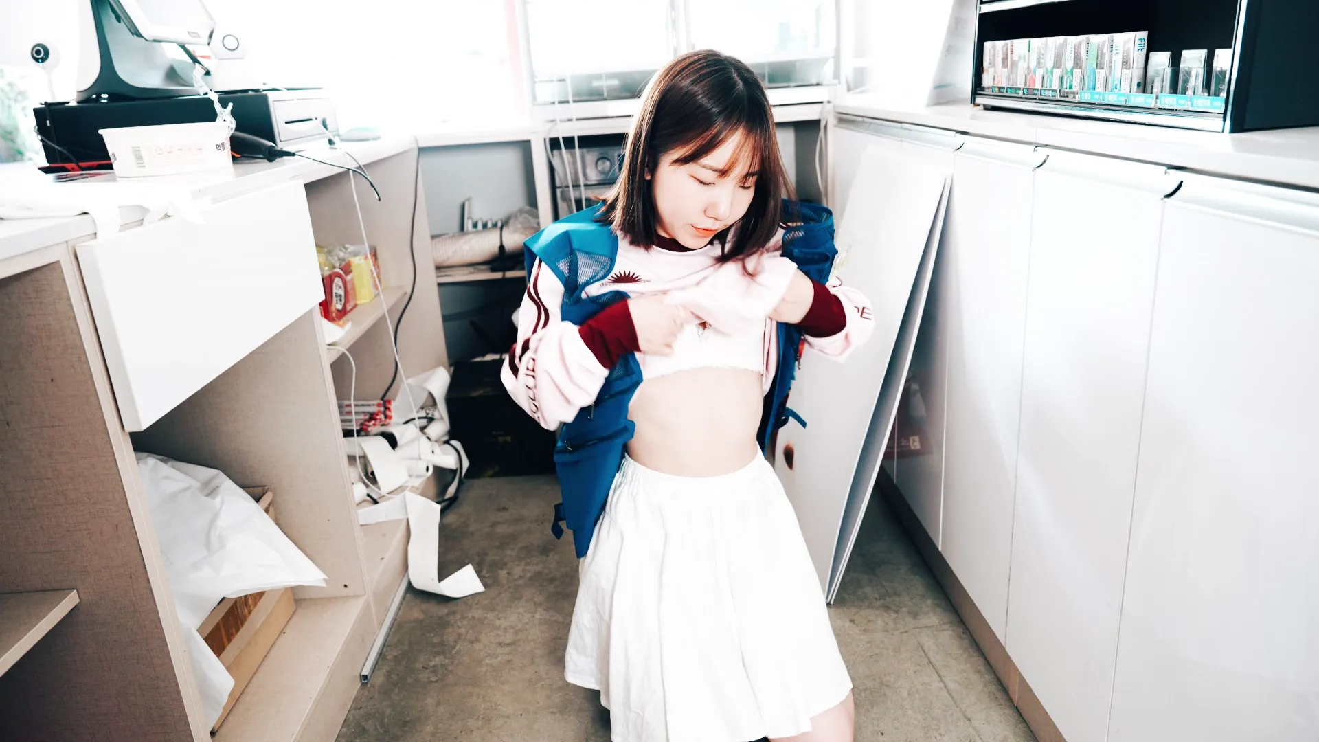 140_Loozy Yeri Pocket Girl Alba [146P+7V／3.13GB] - 第2张