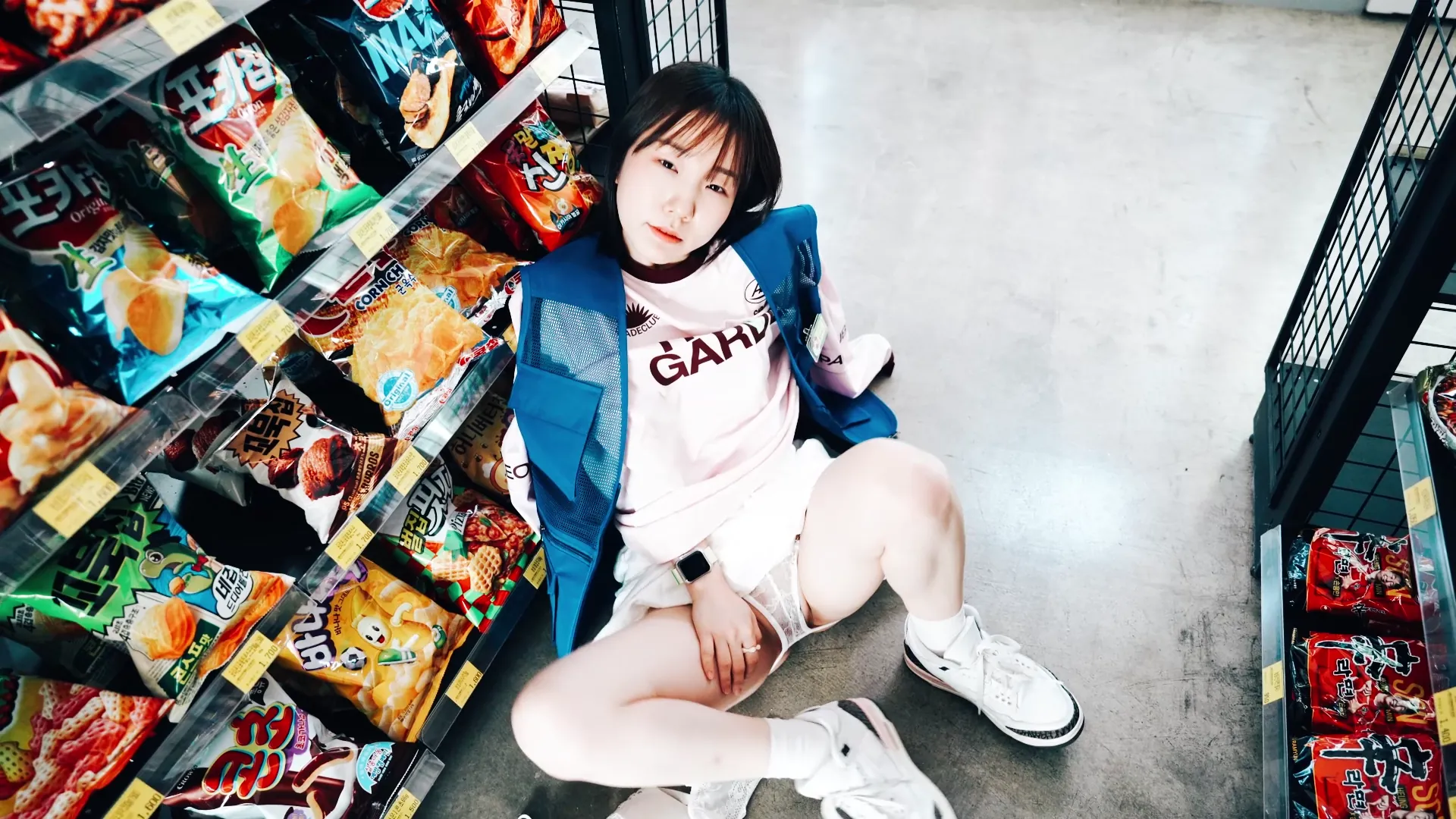 140_Loozy Yeri Pocket Girl Alba [146P+7V／3.13GB] - 第3张