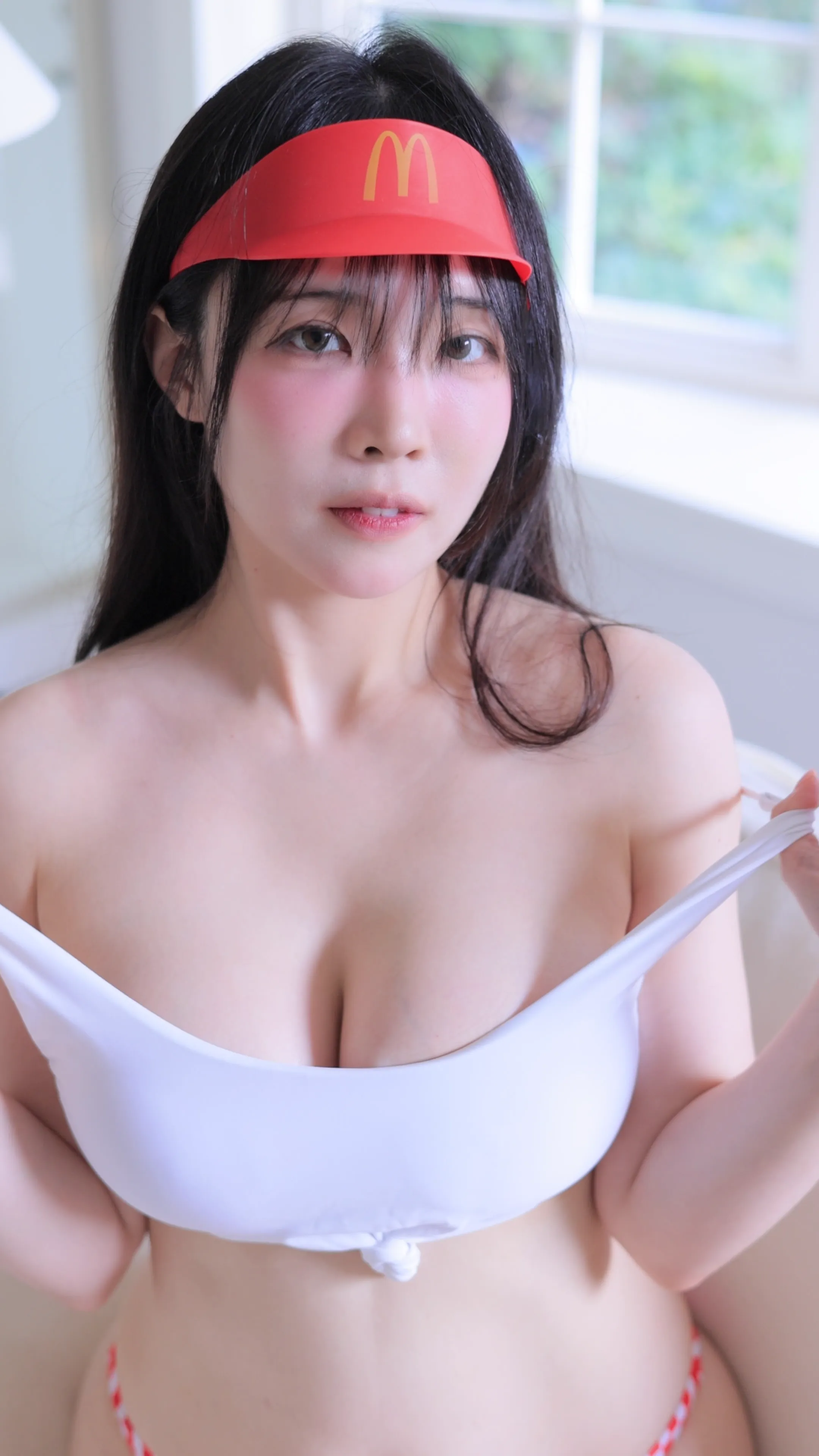 Patreon NO.090 Rina Sexy waiter[63P+8V／6.08GB]