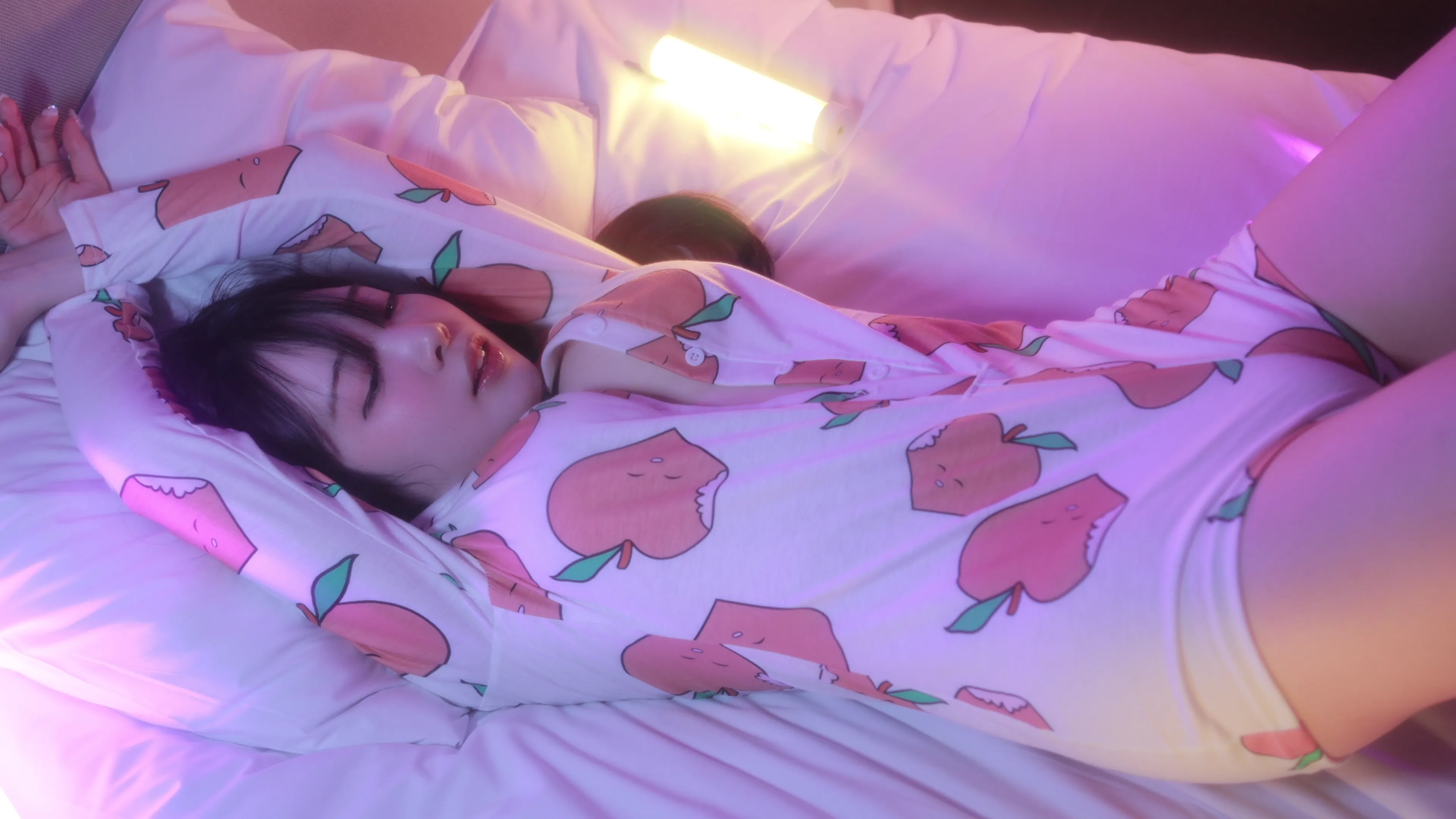 Patreon NO.091 Rina Saucy Red[59P+8V／5.18GB] - 第7张