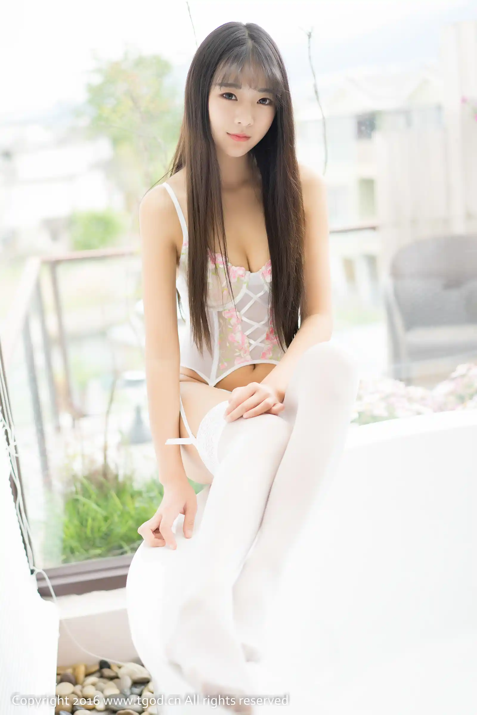 TGOD推女神 2016.06.03 可乐Vicky 大理旅拍 第二刊 [40+1P-71M] - 第3张