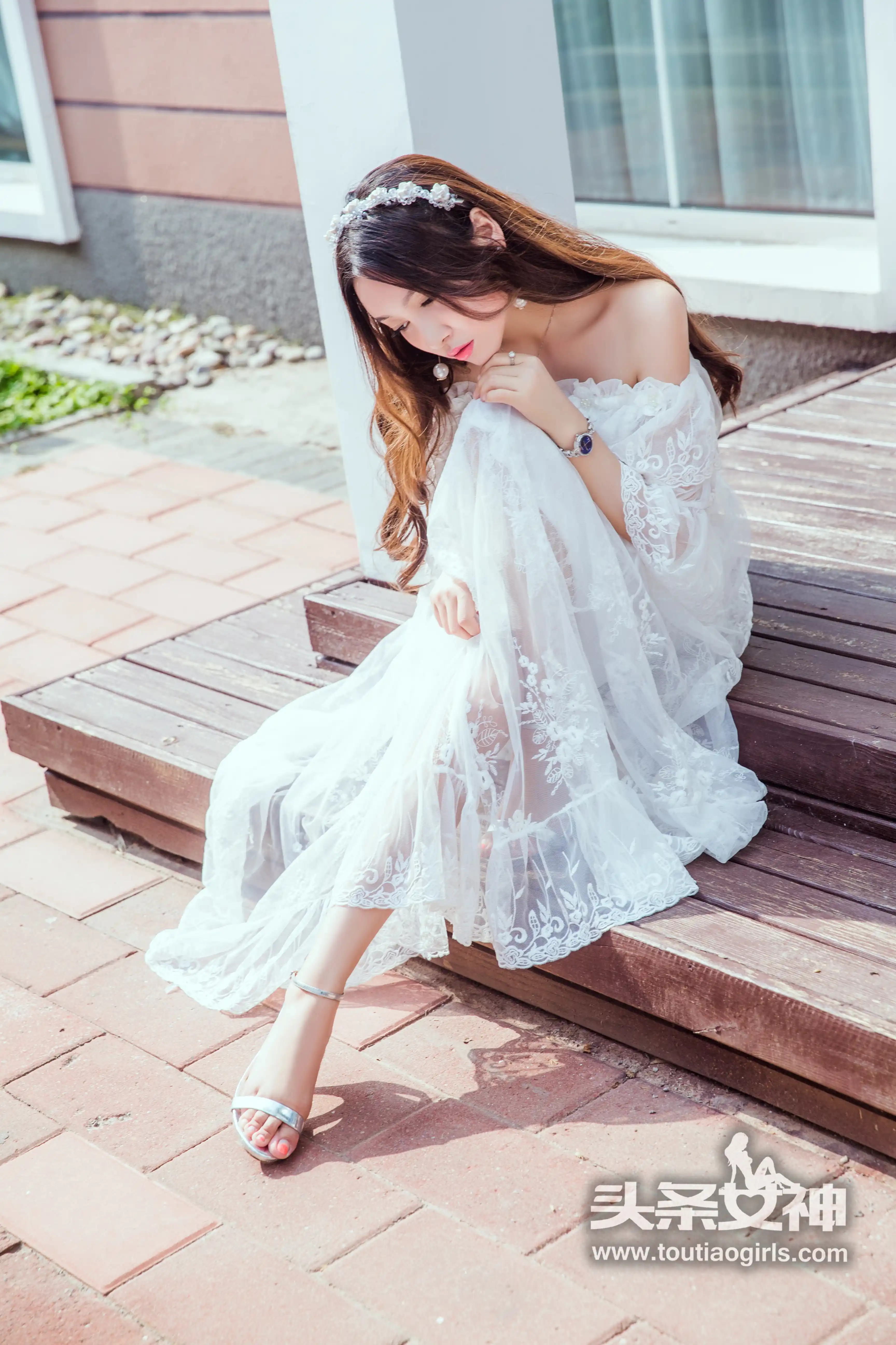 TouTiao头条女神 2017.08.06 NO.406 李梓熙[35P327M] - 第2张