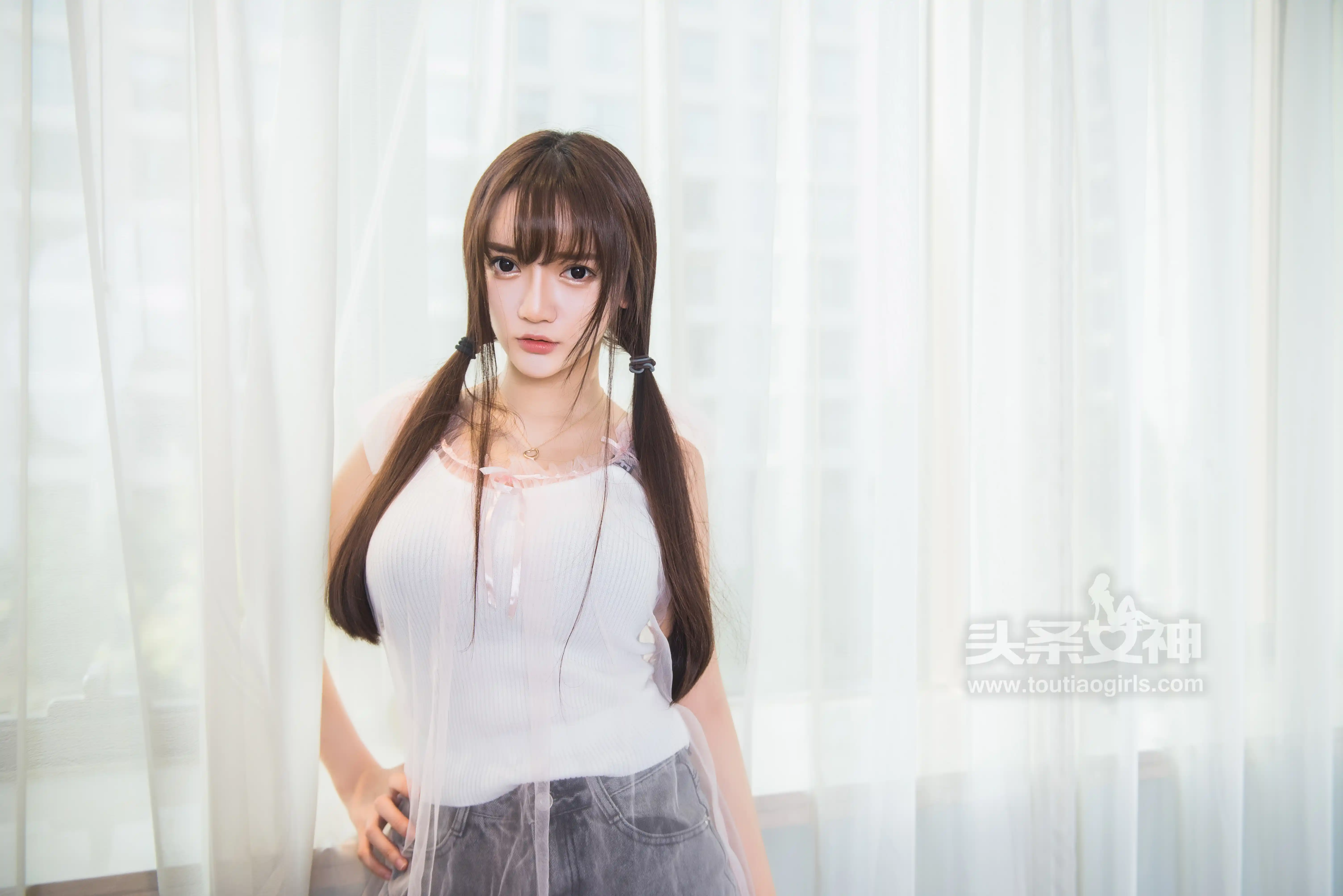 TouTiao头条女神 2017.08.11 NO.411 小如镜[26P289M] - 第2张
