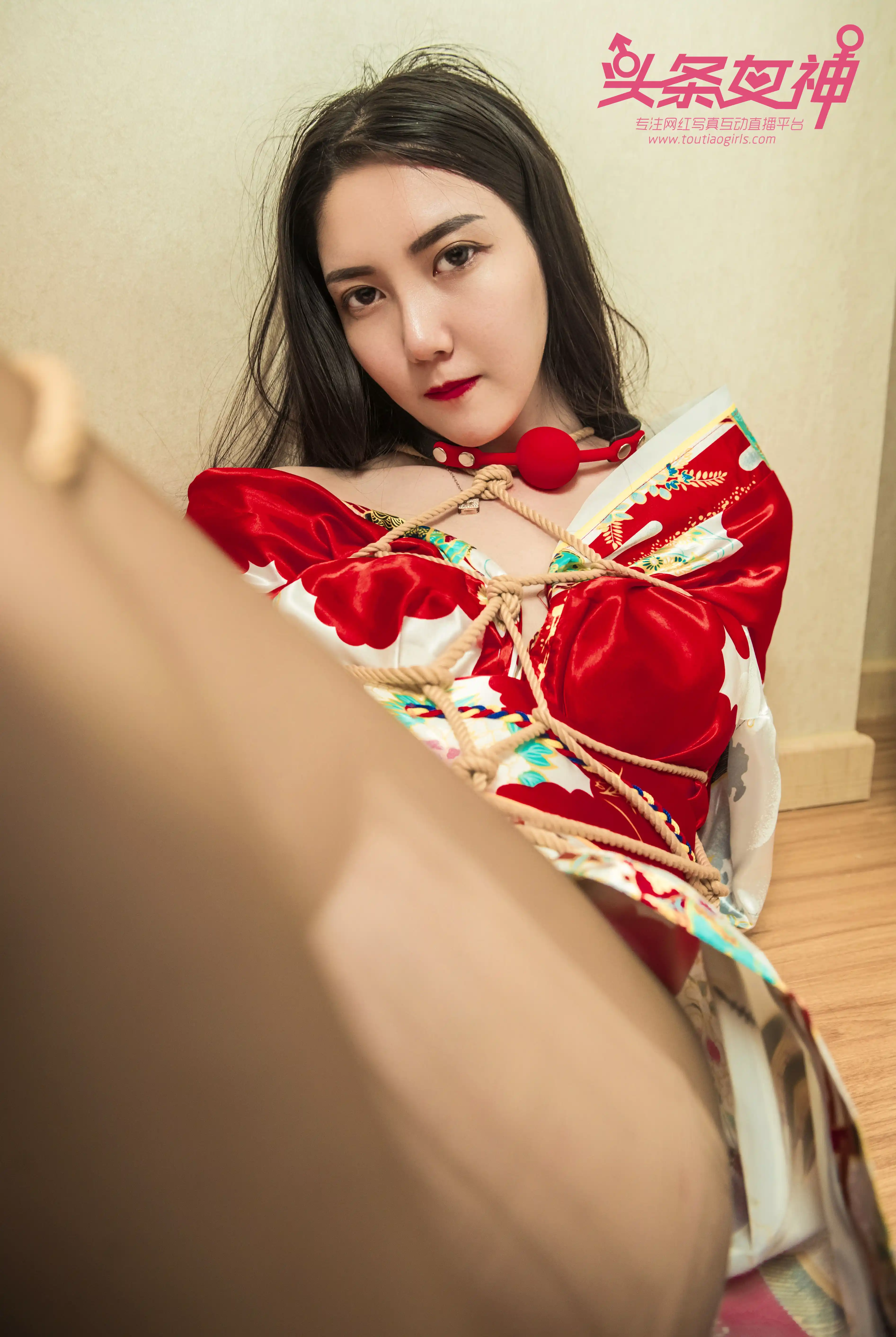 TouTiao头条女神 2018.04.08 NO.593 冯雪娇2M白沙发 [61+1P] - 第2张
