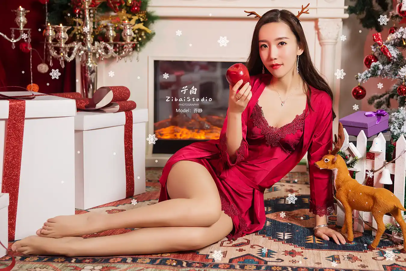 TouTiao头条女神 2019.12.25 乔静的圣诞祝福 艾静香[8+1P／8.7M] - 第4张