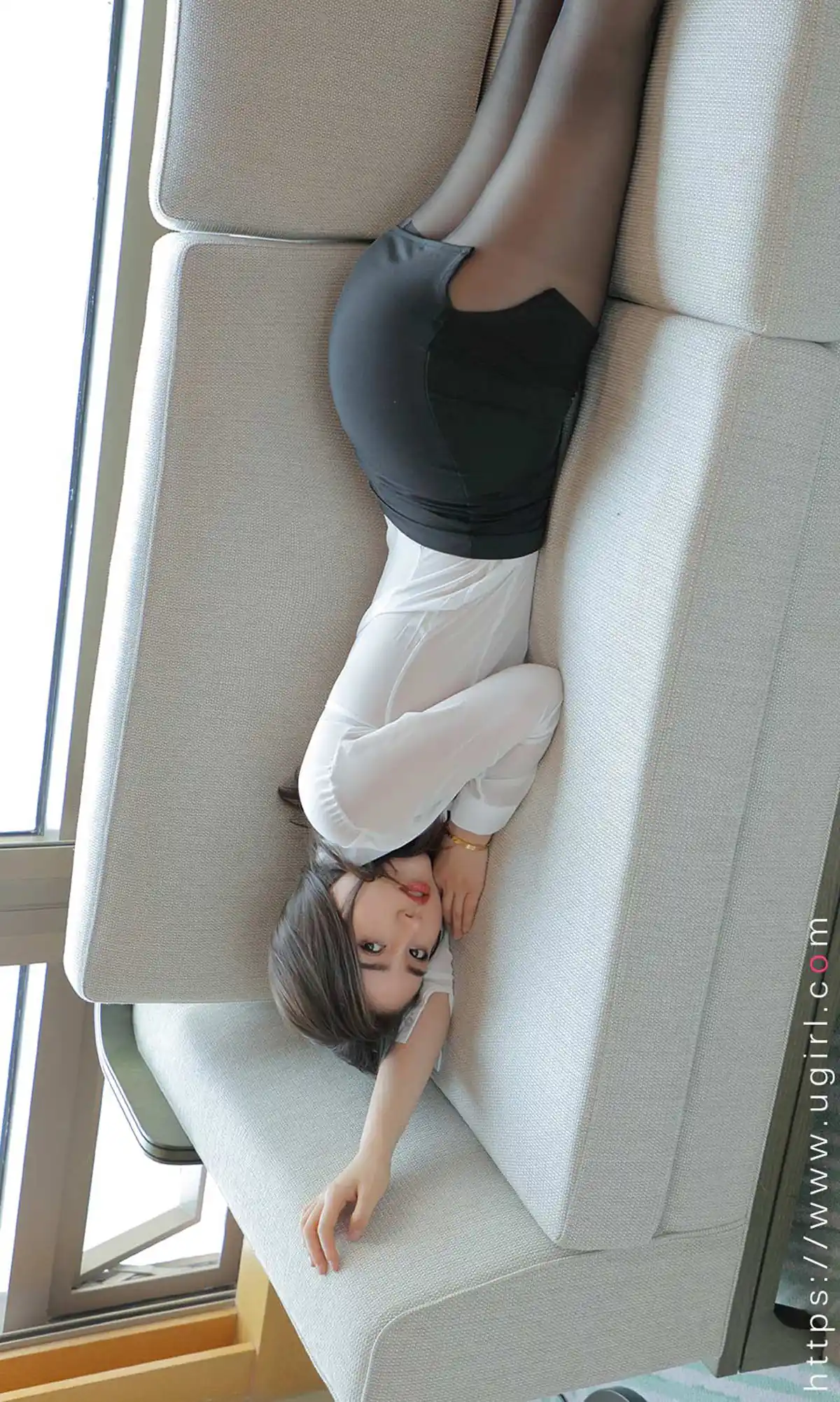 [爱尤物]2021 NO.2119 王慧慧 爱是工作内容[35P／36.1MB] - 第4张