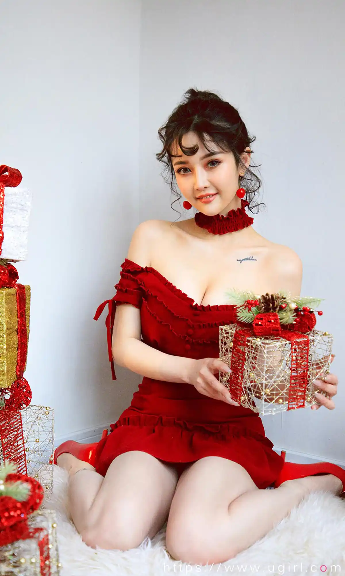 [Ugirls爱尤物] 2019.12.17 No.1672 露儿 圣诞限定 [35P] - 第4张