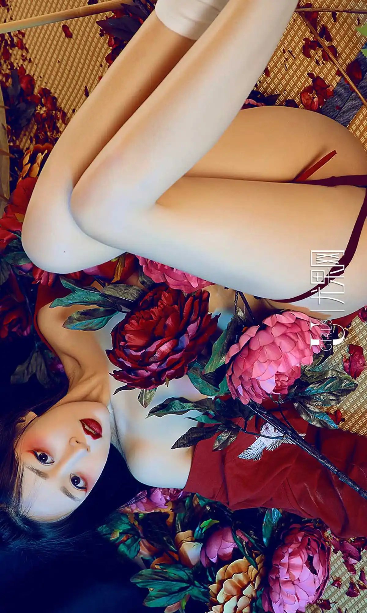 [Ugirls爱尤物] No.1366 豌豆公主 姹紫嫣红[35P47.9M] - 第2张