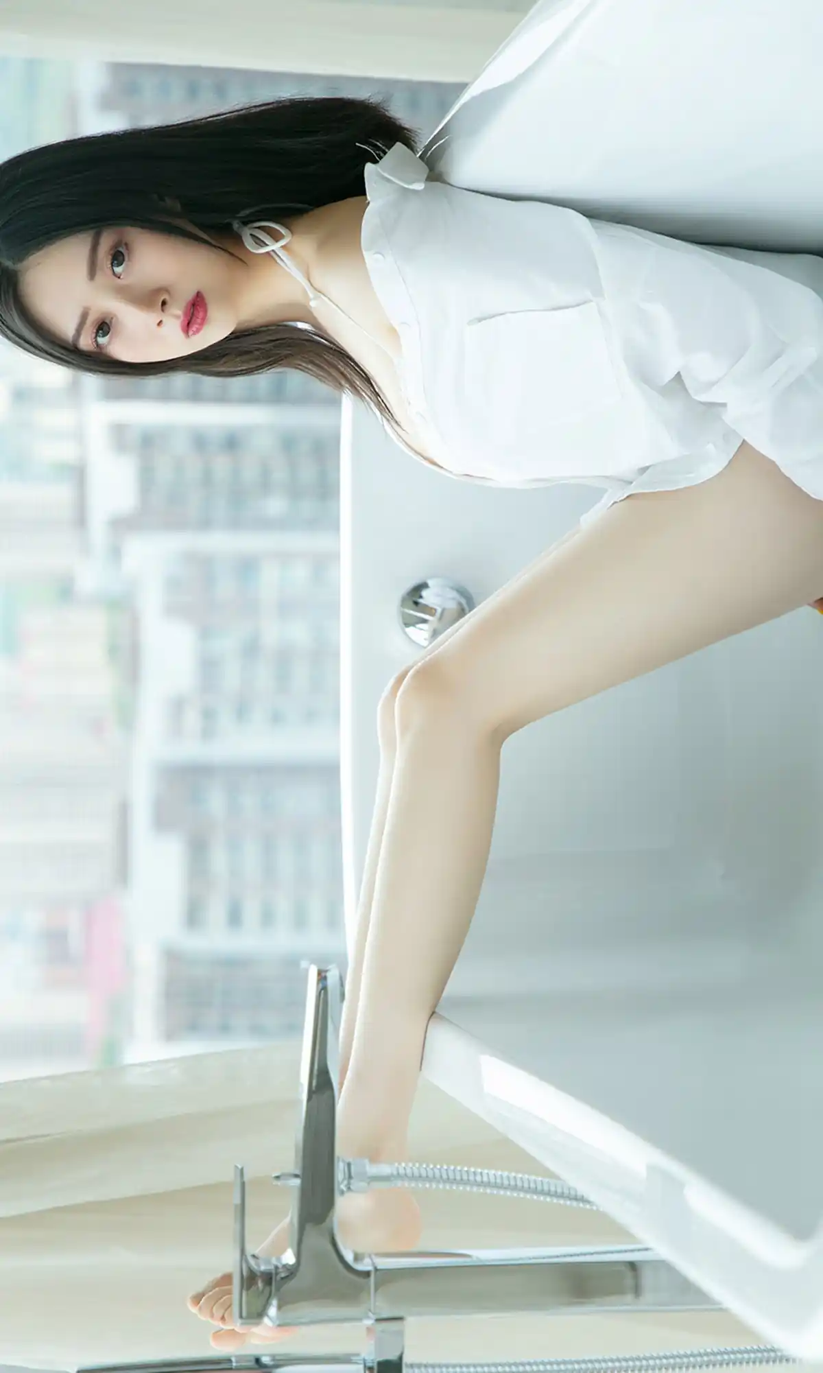 [Ugirls爱尤物] No.1449 女友酱 惠惠子[35P32MB] - 第4张