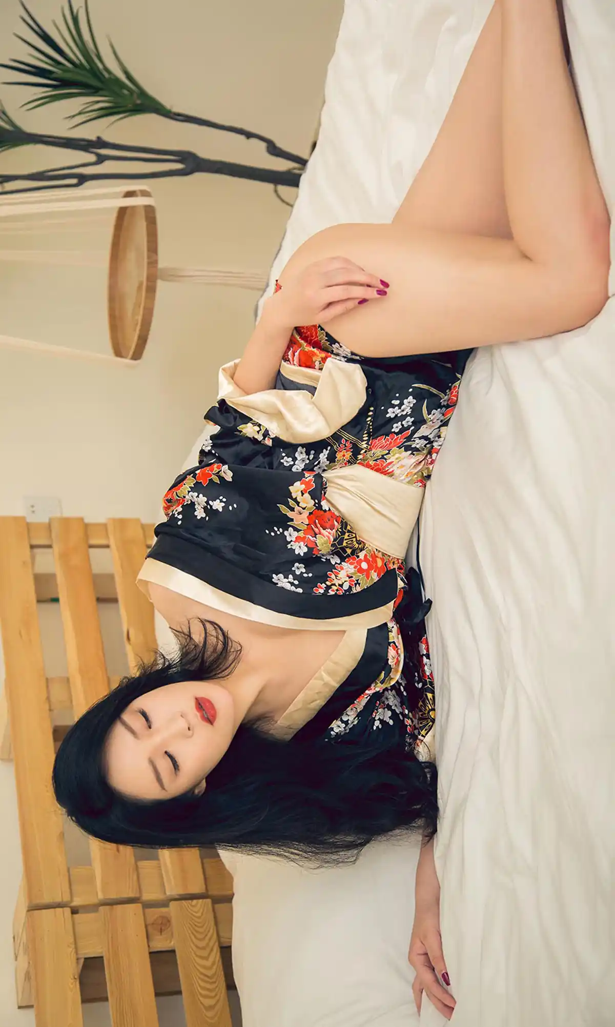 [Ugirls爱尤物] No.1572 刘瑾希 未知数 [35P] - 第3张