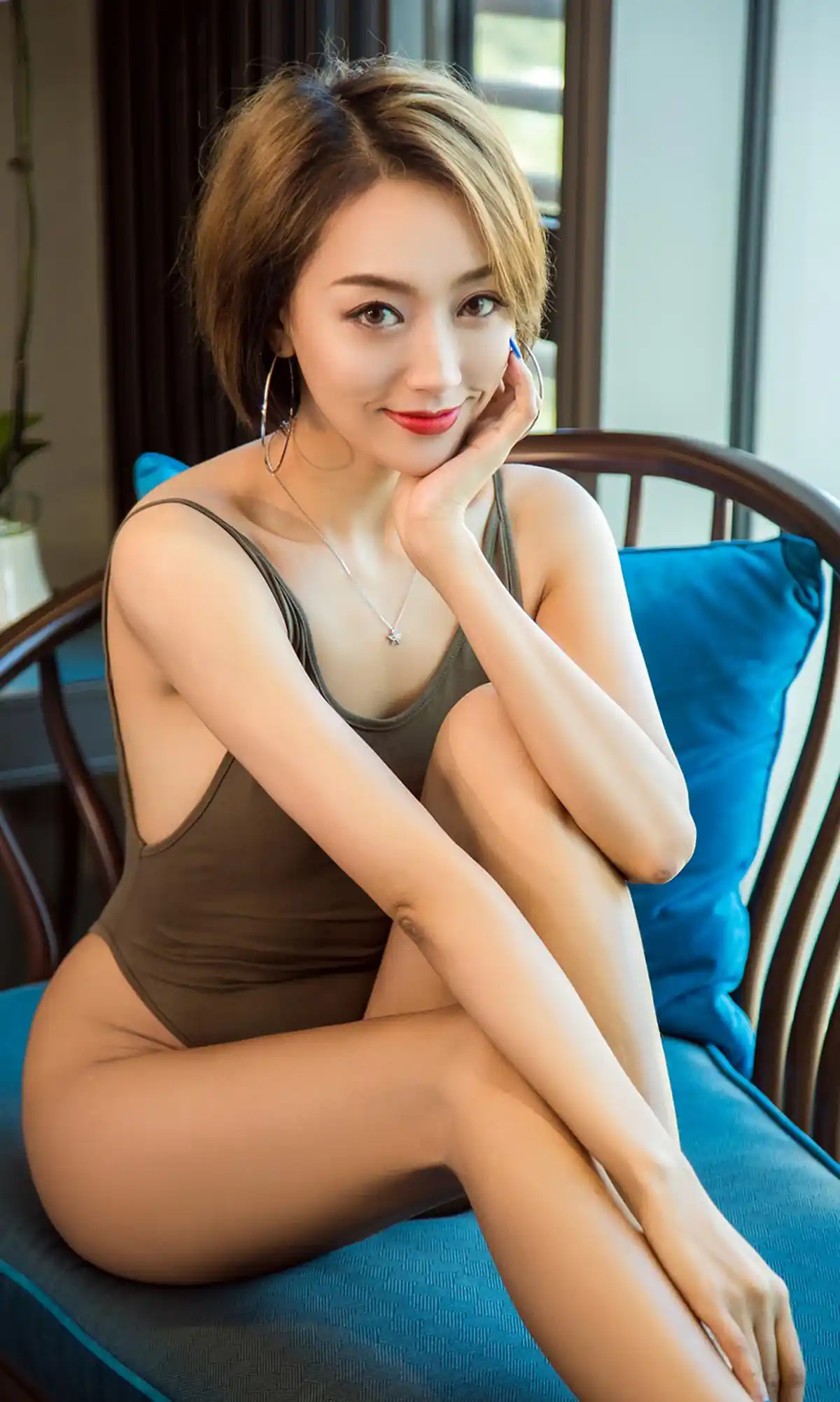 [Ugirls爱尤物] No.1595 Athena 女王的迷航 [35P] - 第4张