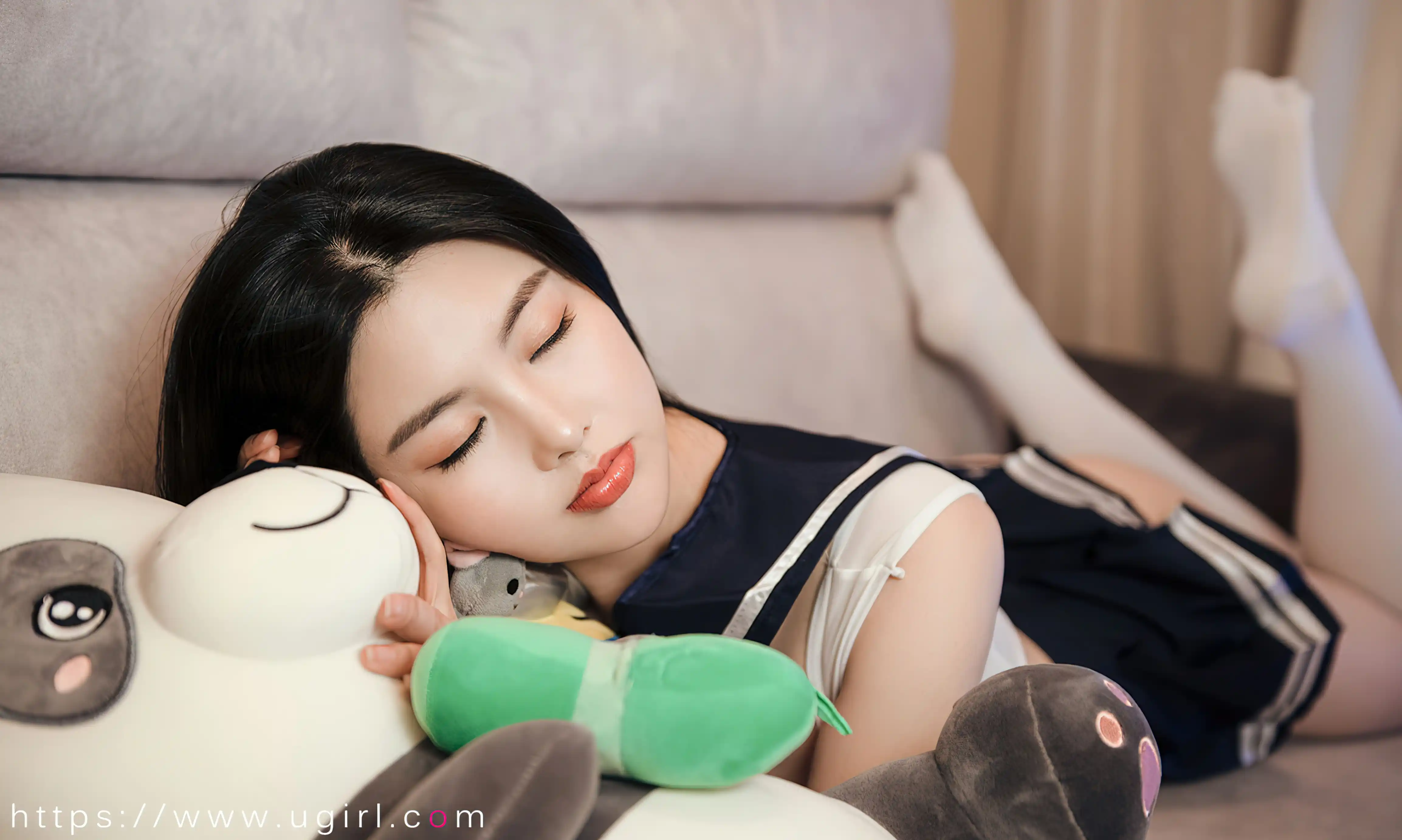 Ugirls爱尤物 2022 NO.2361 快乐软糖 娜露[35P／109MB] - 第2张