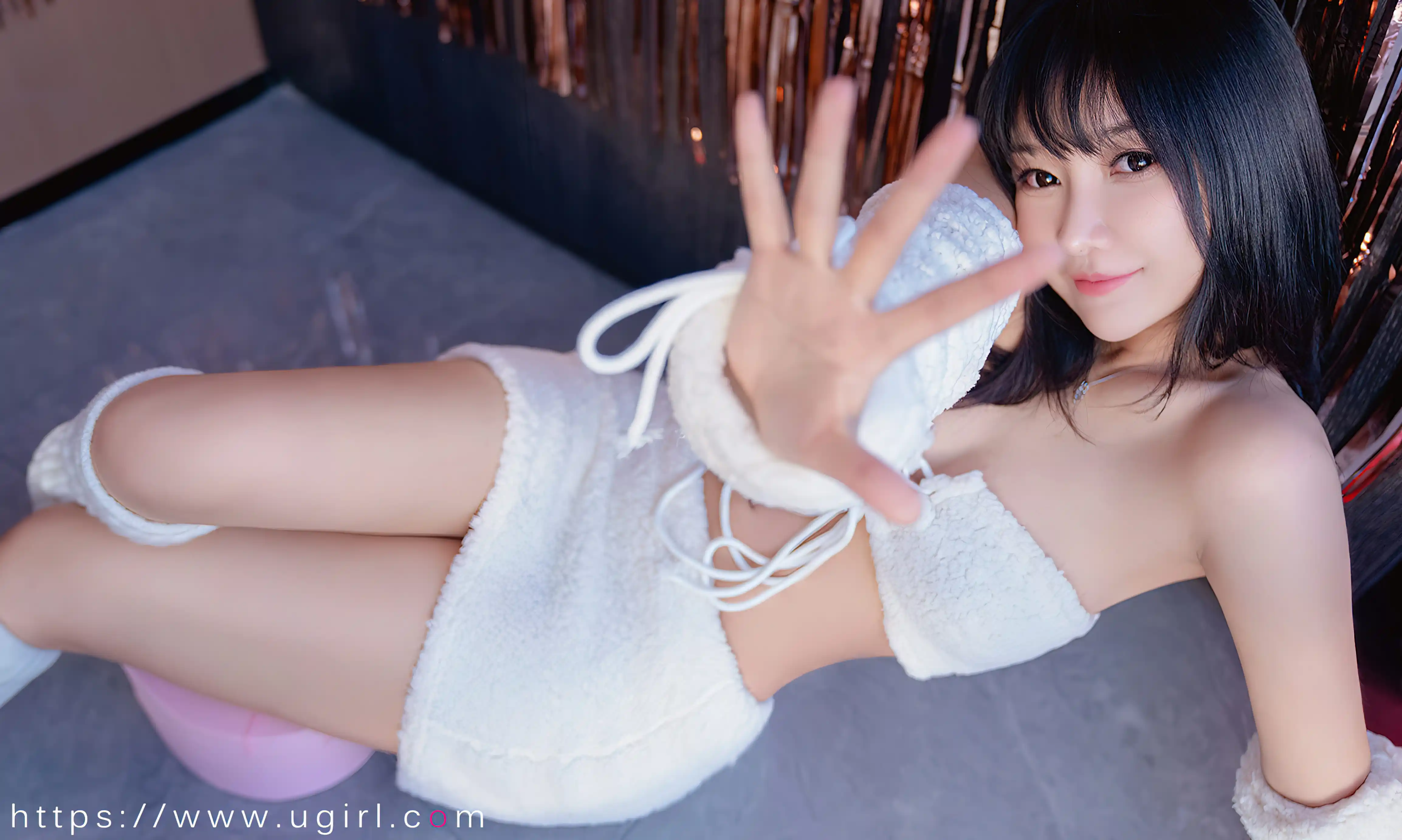 Ugirls爱尤物 2023 NO.2515 韩熙 爱意暖风[35P／113MB] - 第2张