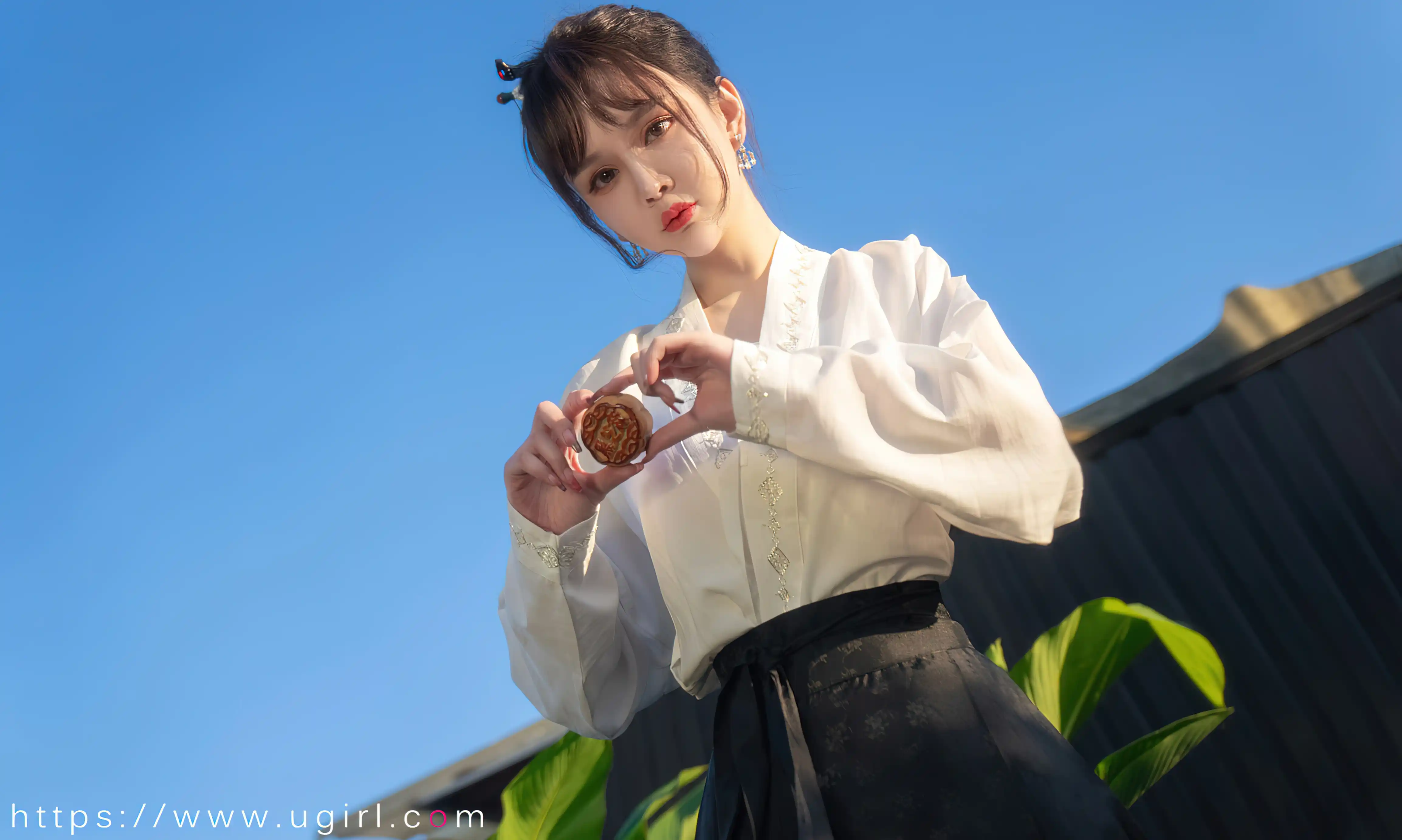 Ugirls爱尤物 2023 NO.2674 节日主题  青树[35P／86MB] - 第3张